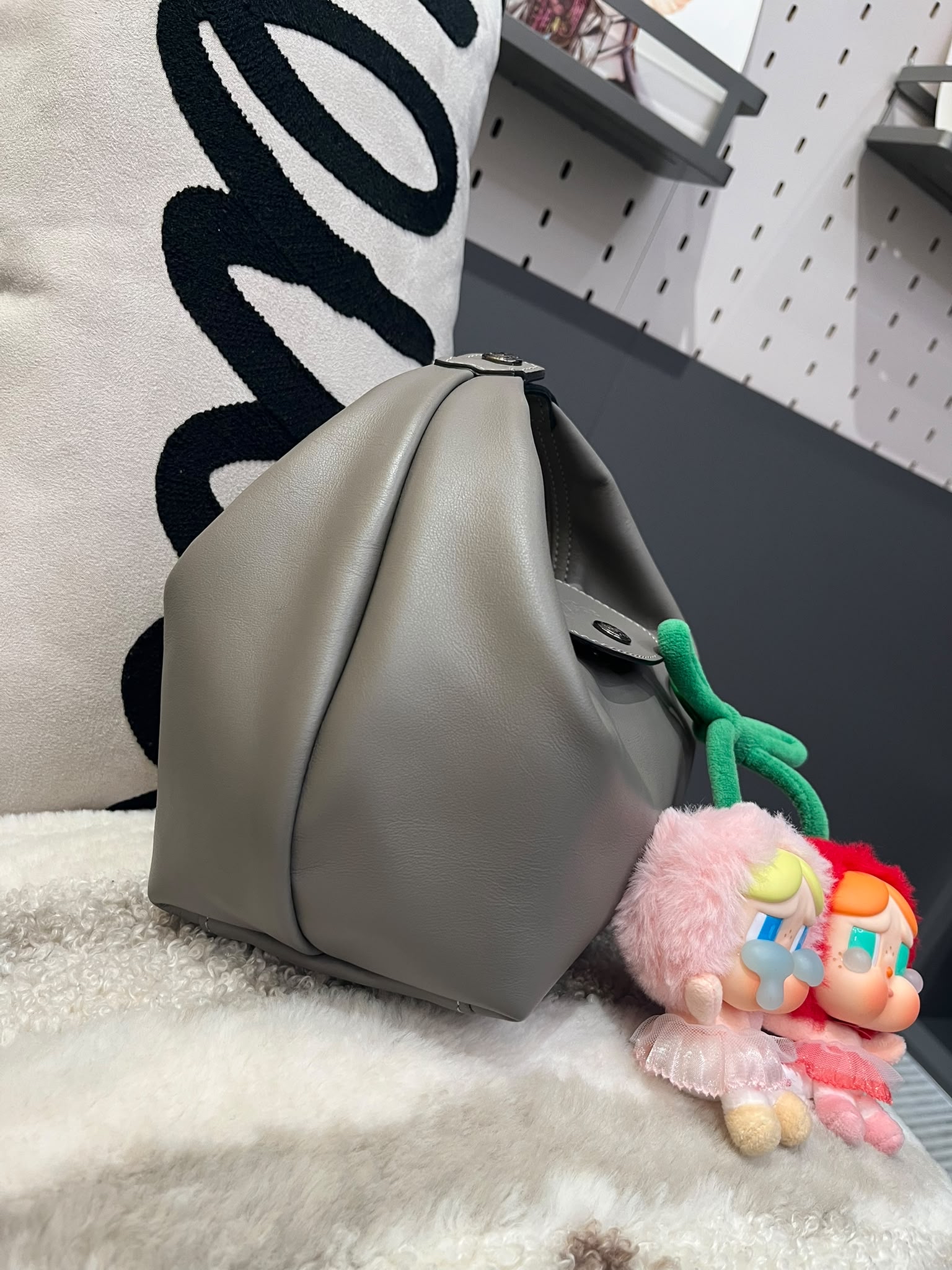 Longchamp 灰色牛皮飯盒包 100%Authentic, 95%New ✅Dust bag
