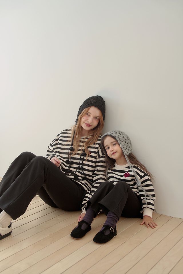 Momoann | Soft Leggings (Black) with Mom