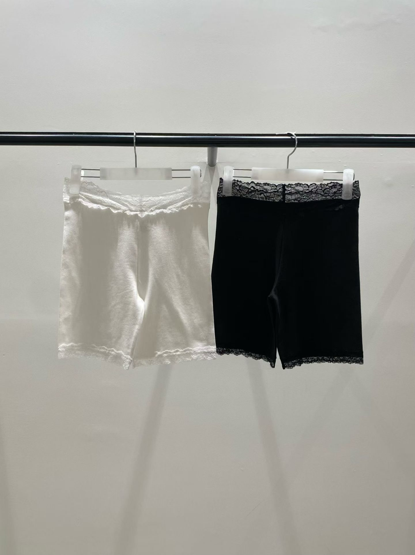 LACE-TRIM BIKER SHORTS