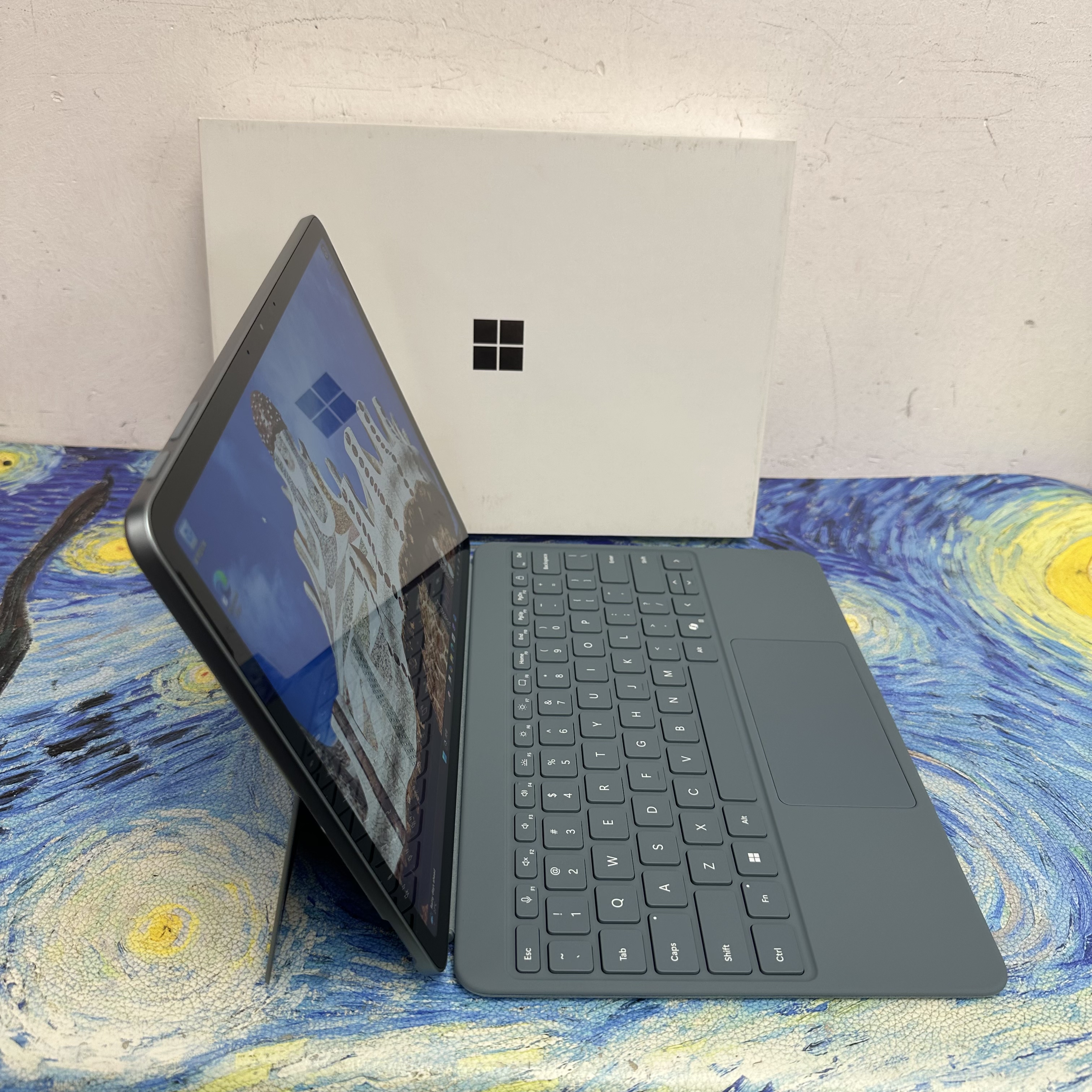 #5716 （超輕薄Type C充電🔥Microsoft Surface Pro12）Microsoft Surface Pro 12/Snapdragon X Plus/16GB Ram/512GB SSD/2k touch mon/輕薄平板/ Windows / Tablet / Laptop / Notebook / Movie / Netflix / Type C 充電