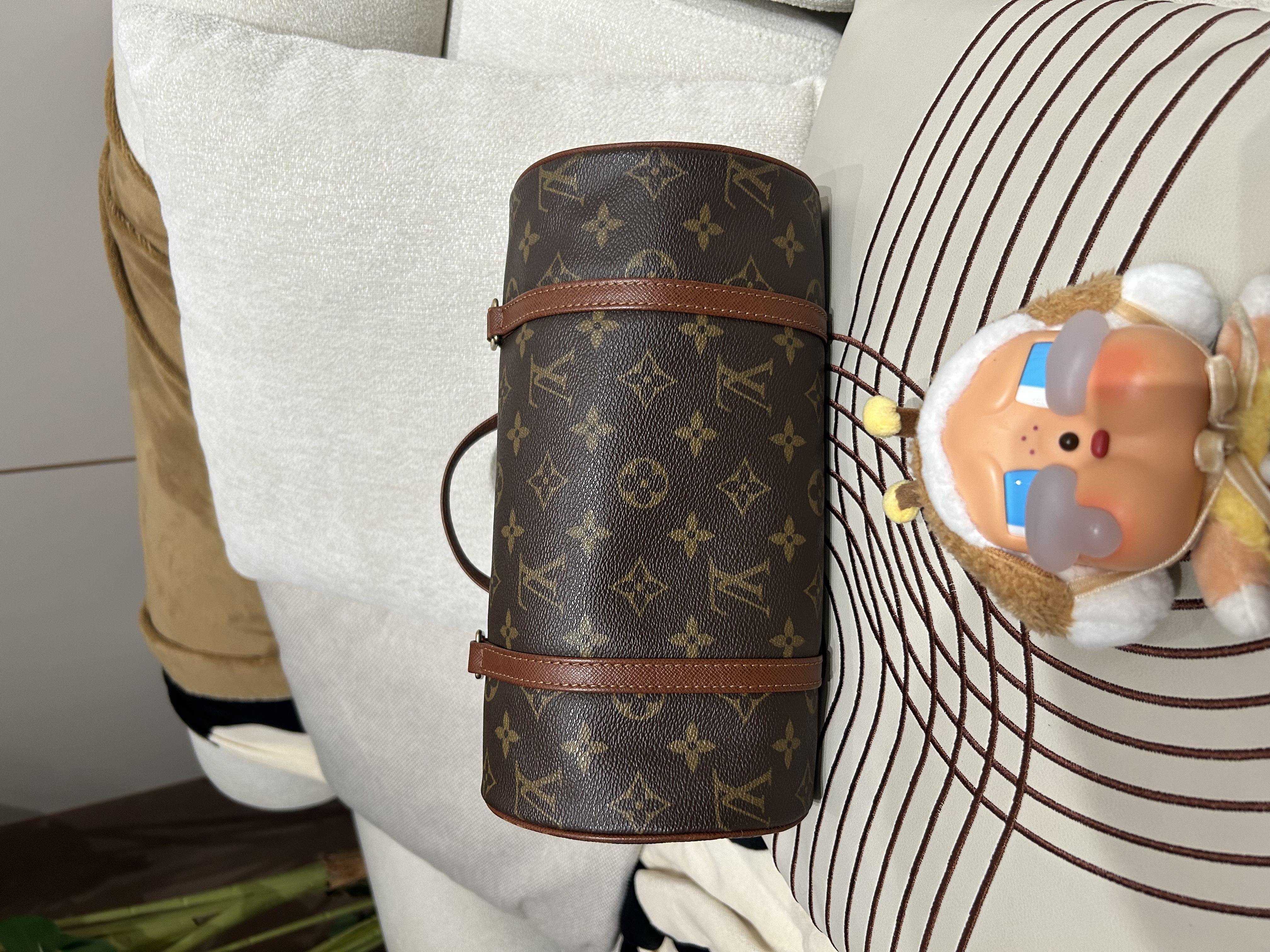 LV Papillon PM Monogram 100%Authentic, 90%New 