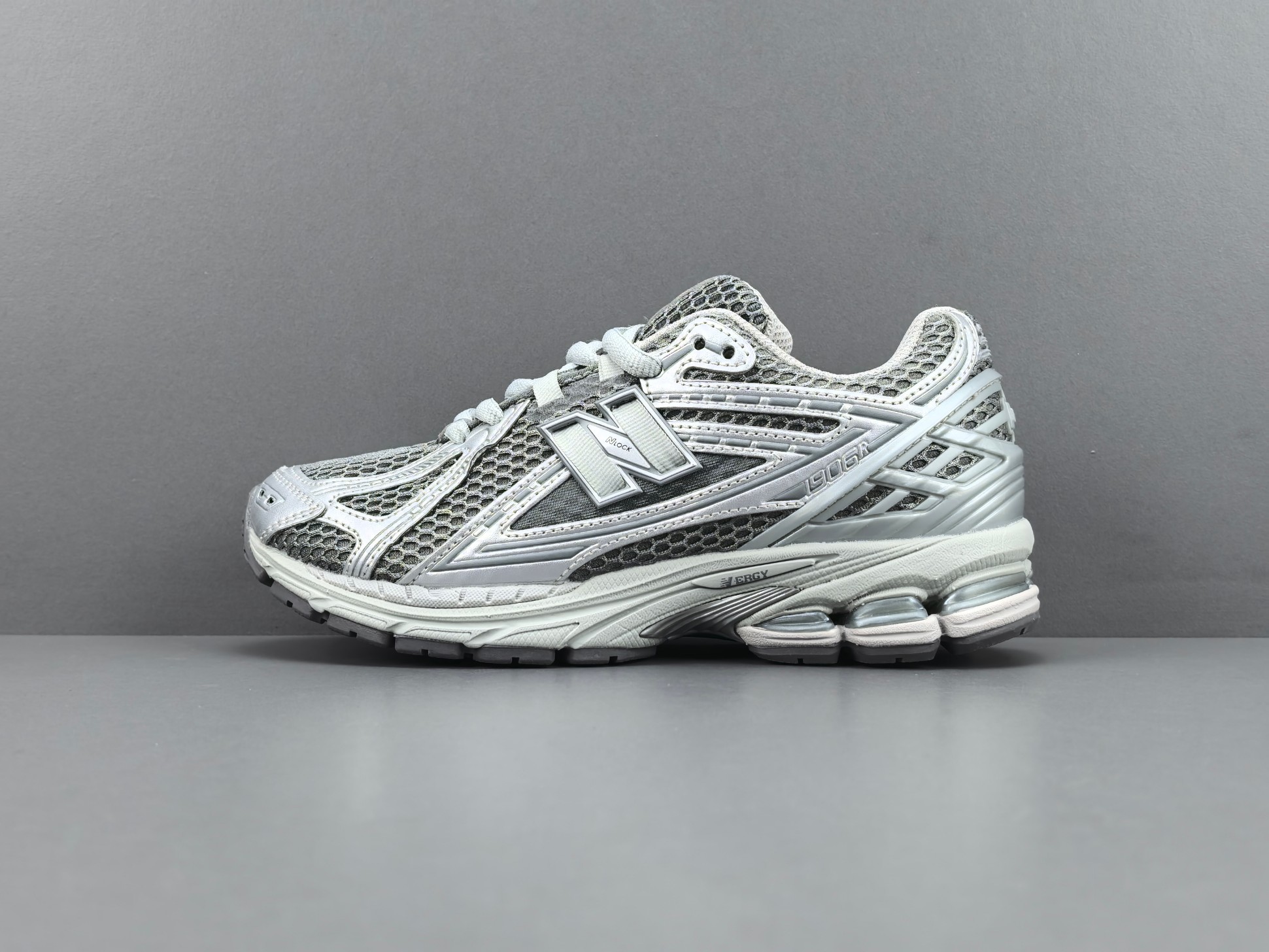 New Balance 1906R M1906RCB