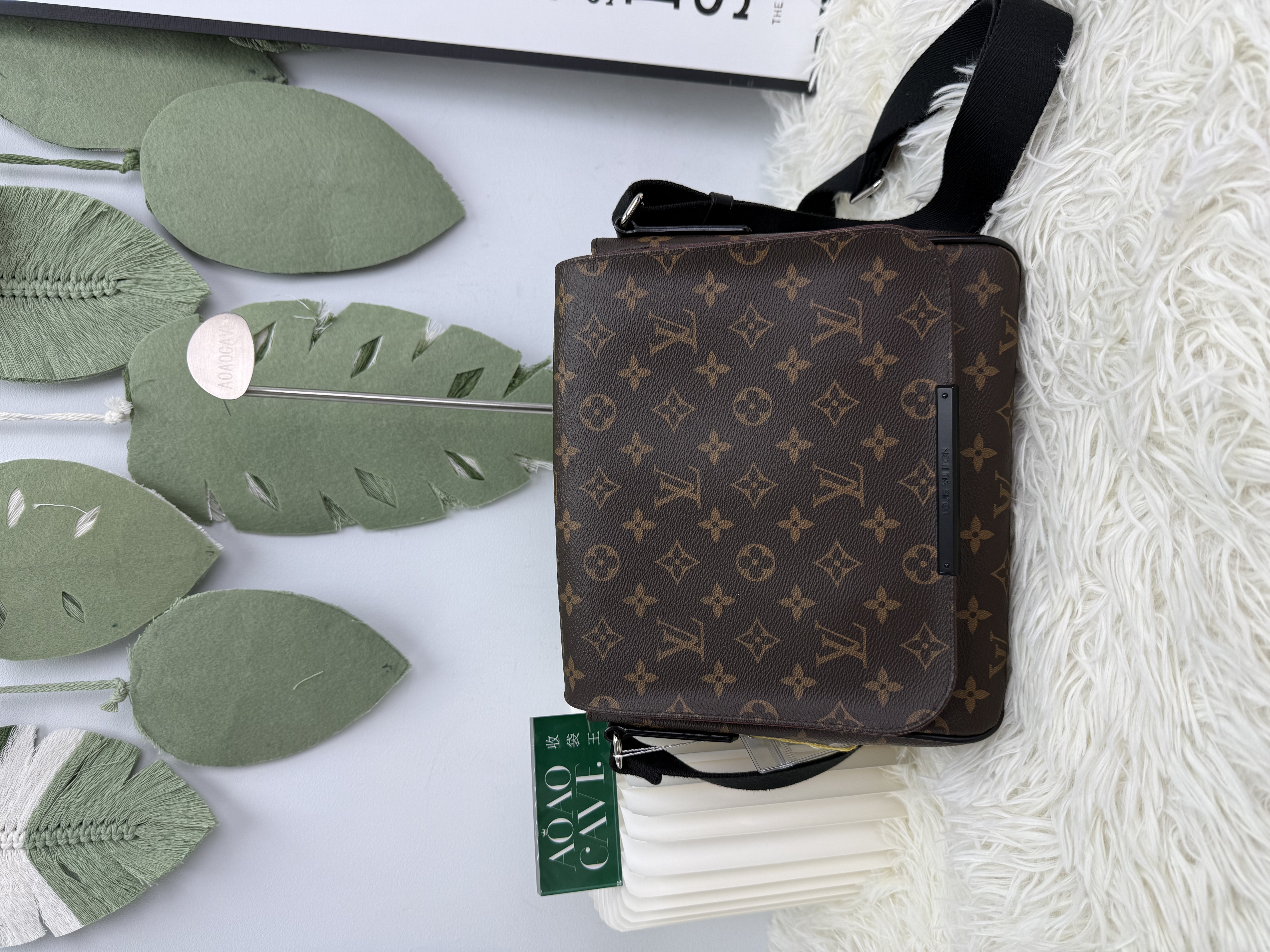 🤍PRE OWNED 經典老花 District PM size 晶片款 郵差包🤎