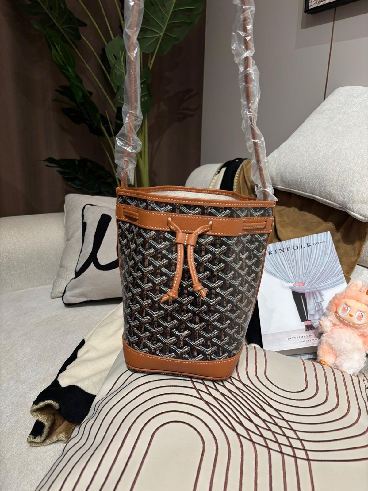 全新 Goyard Petit Bucket Tan 100%Authentic, brand New 全新 ✅收據✅Dust bag