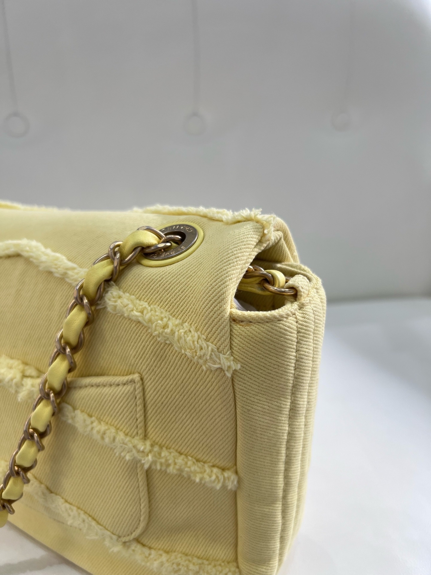 【預訂貨品】Chanel小雞黃牛仔布方胖子 