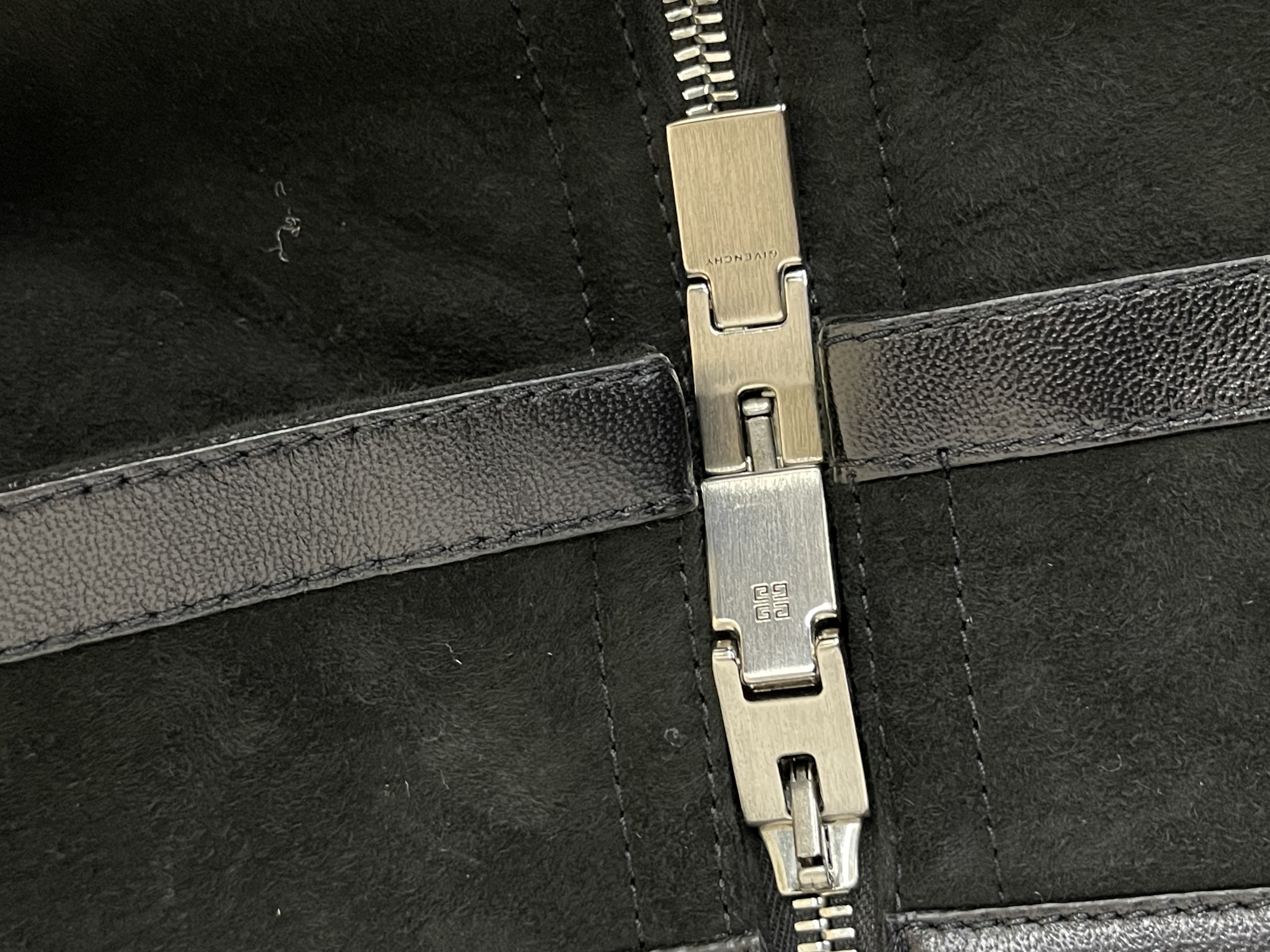 Pre-owned Givenchy jacket/ Product Code: 26012606