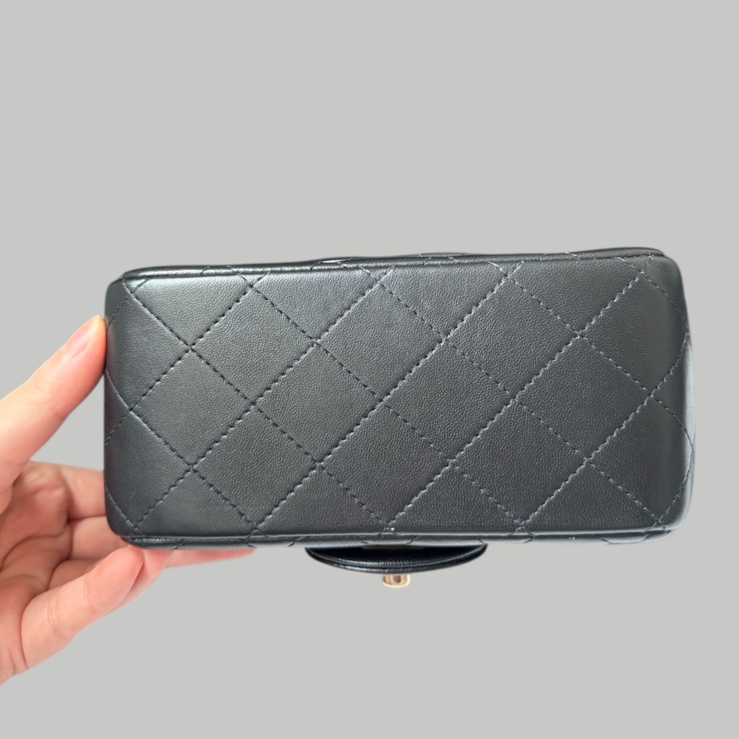 Chanel Lambskin square金扣方胖