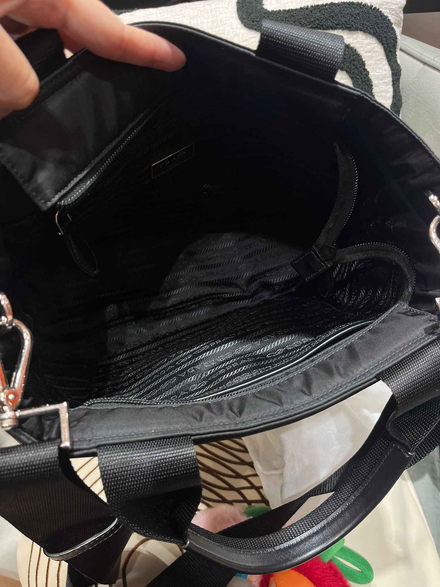 Prada nylon 2way re-nylon Bag100%Authentic, 98%new✅dust bag