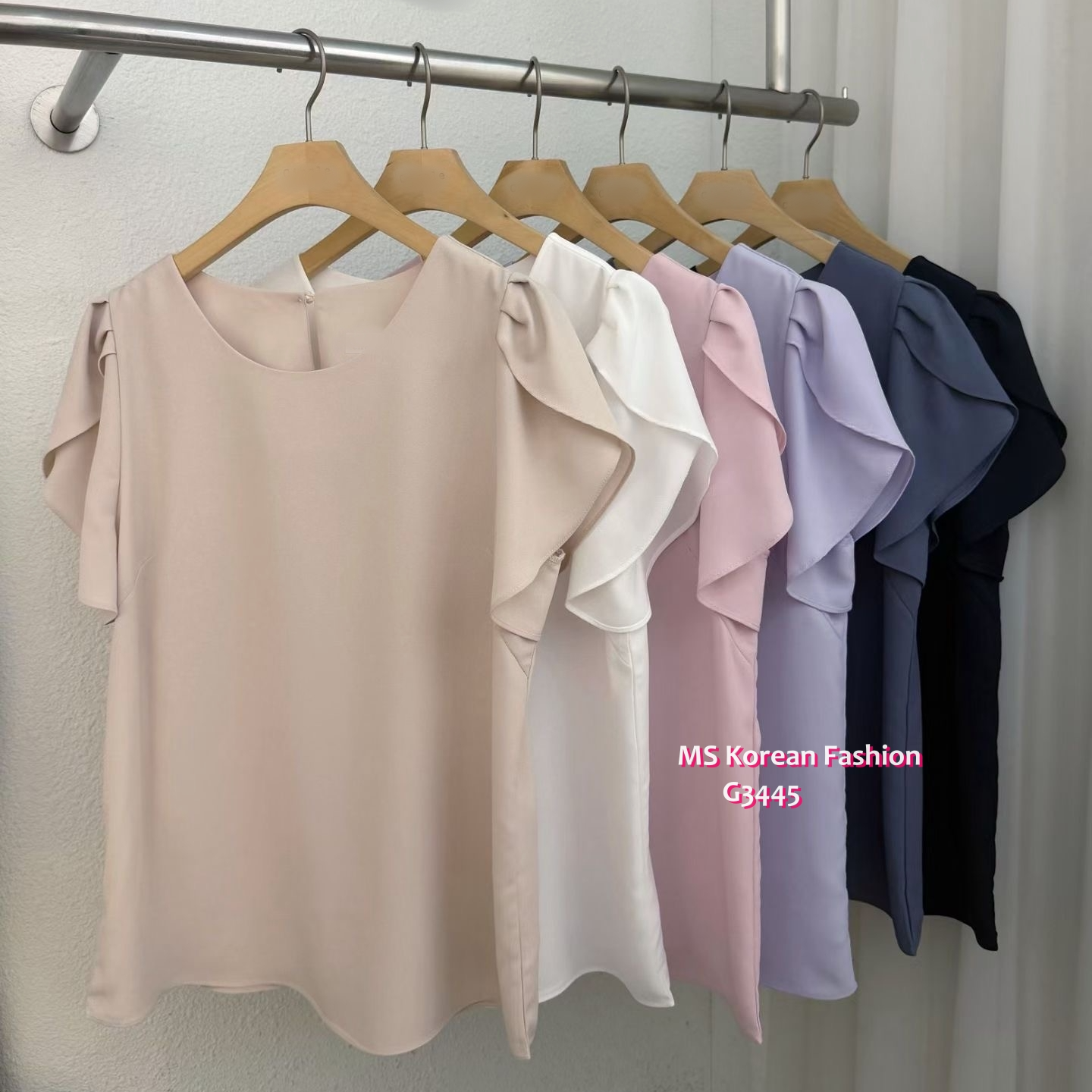 C3445 韓國🇰🇷靚料荷葉袖top