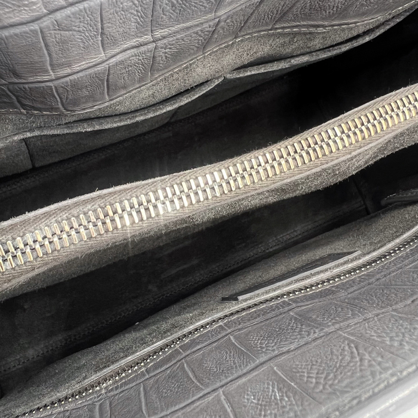 【預訂貨品】YSL sac de jour 風琴 