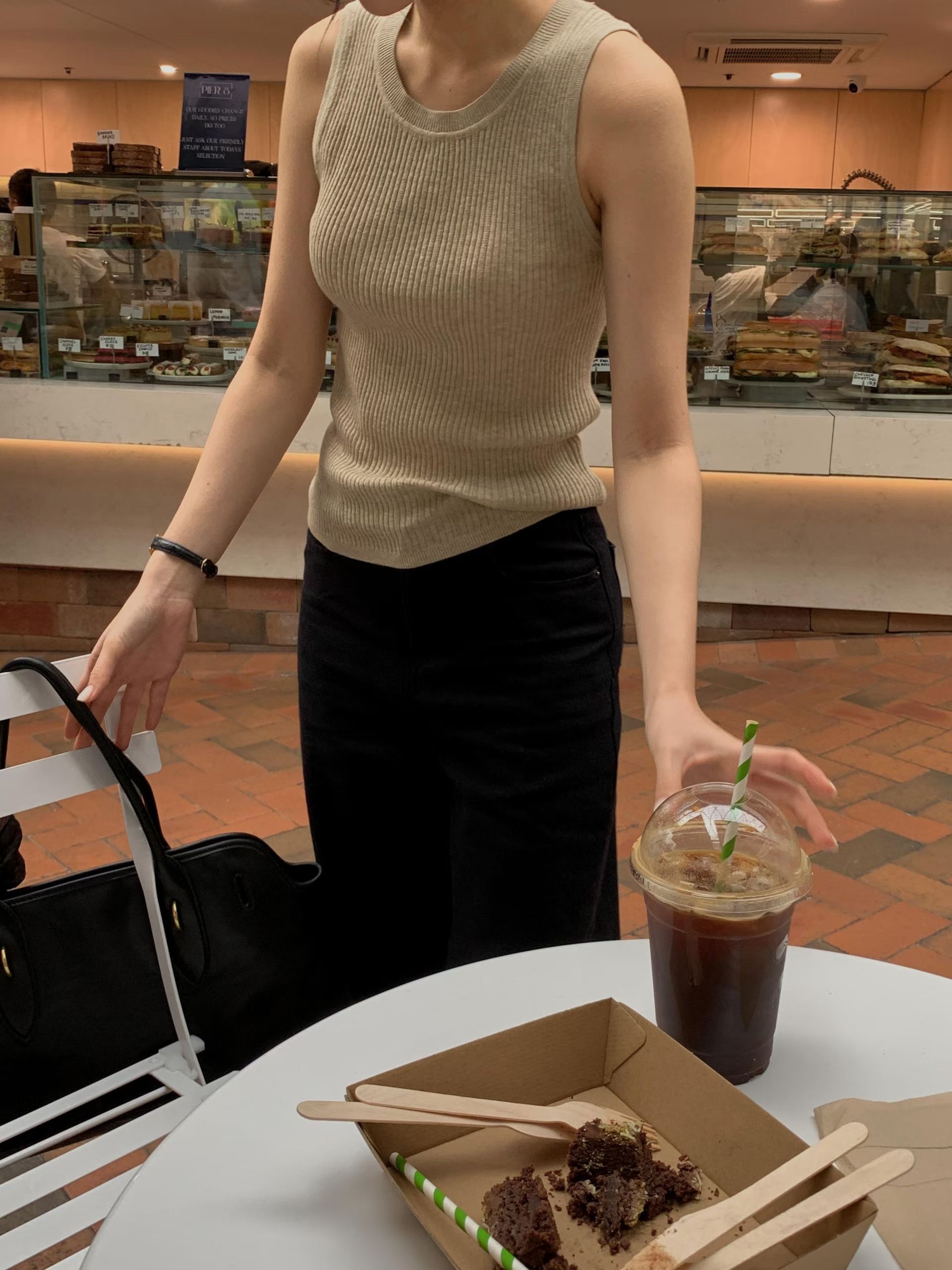 Basic ribbed tank top 