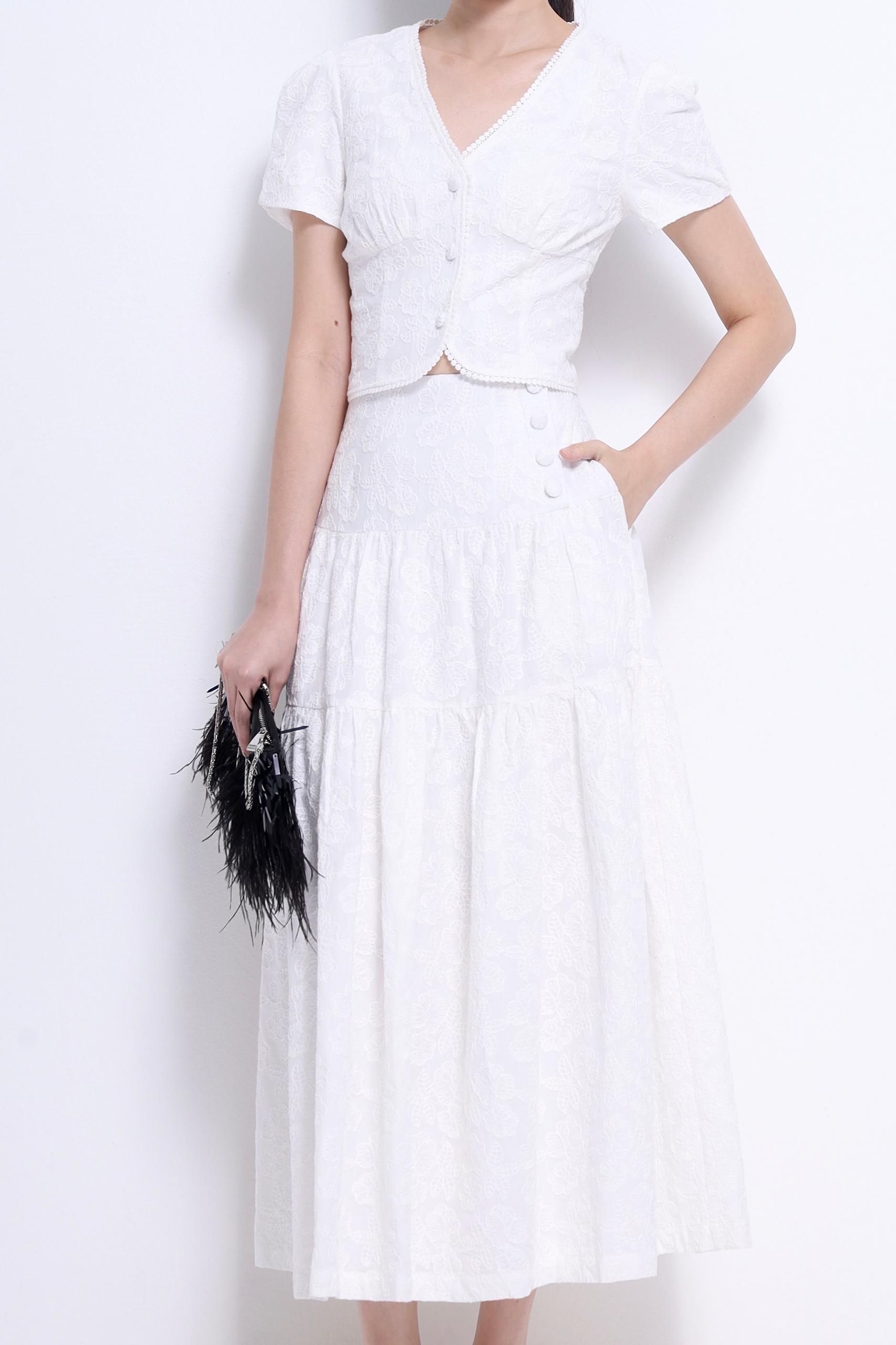 CB2716 + CS1421 Celestine Embroidered Luxe Co-ord Set