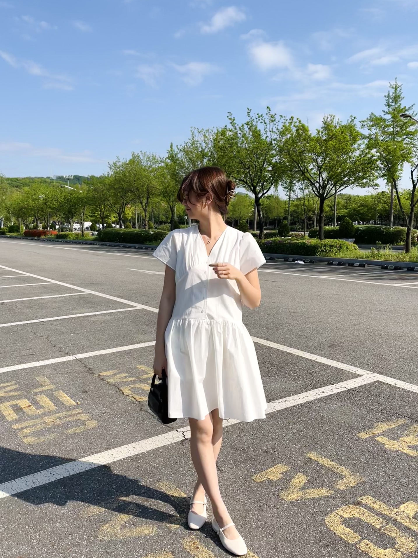 Airy Button Front Long Dress (Black)