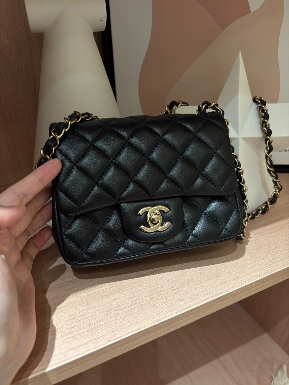 CHANEL mini flap classic flap 17cm Gold CF17 A35200 ,100%Authentic,98%new ✅晶片✅塵袋✅盒 