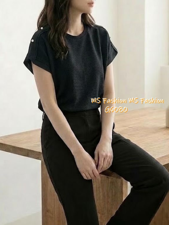 G6080 韓國🇰🇷簡約有款肩珠top