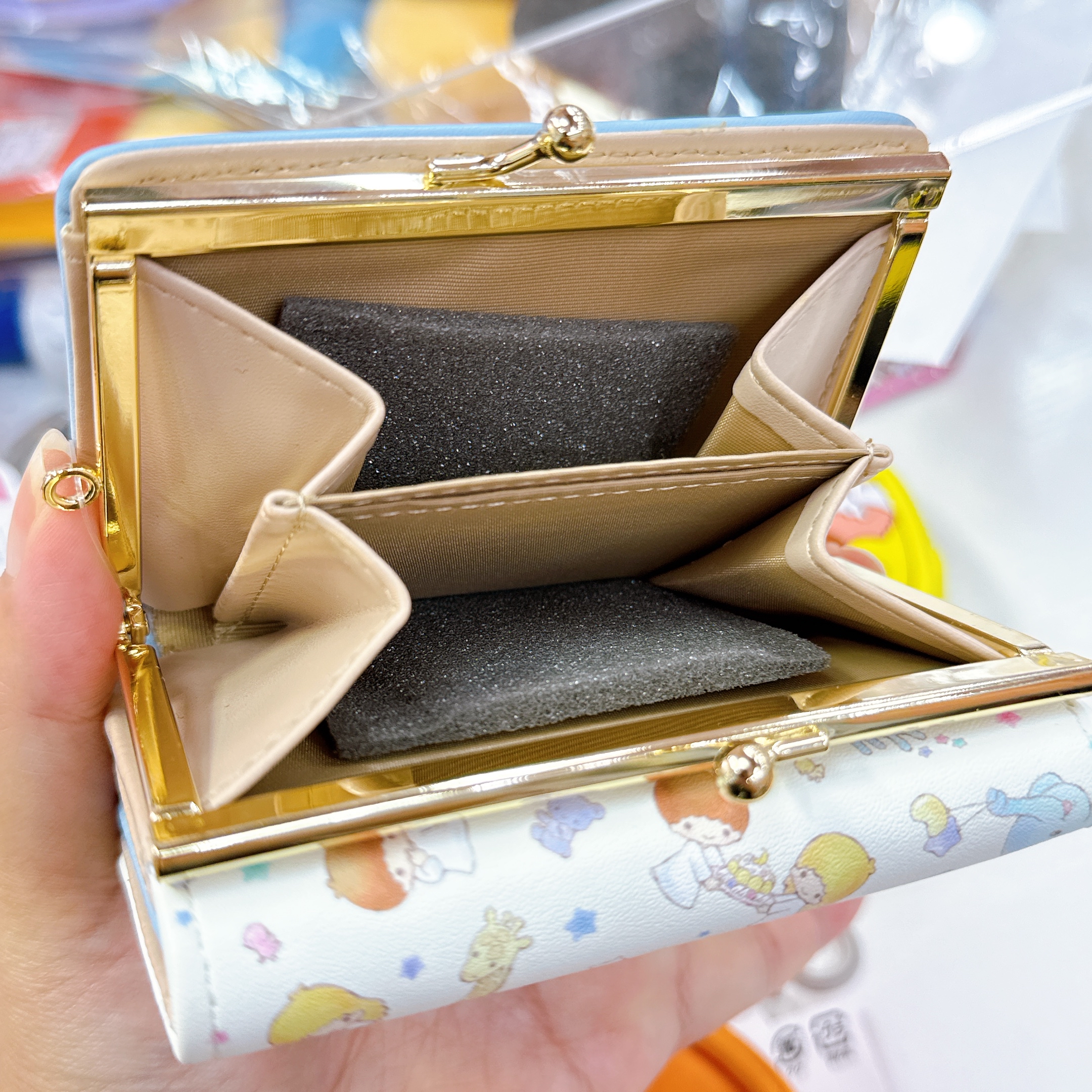 日本直送本店獨家發售Sanrio水怪 pc  星之卡比化妝袋 銀包