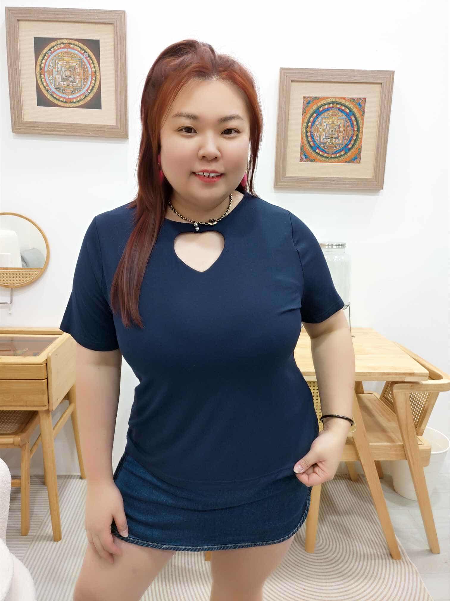 OTA19 BE#810543 胸前镂空爱心设计上衣