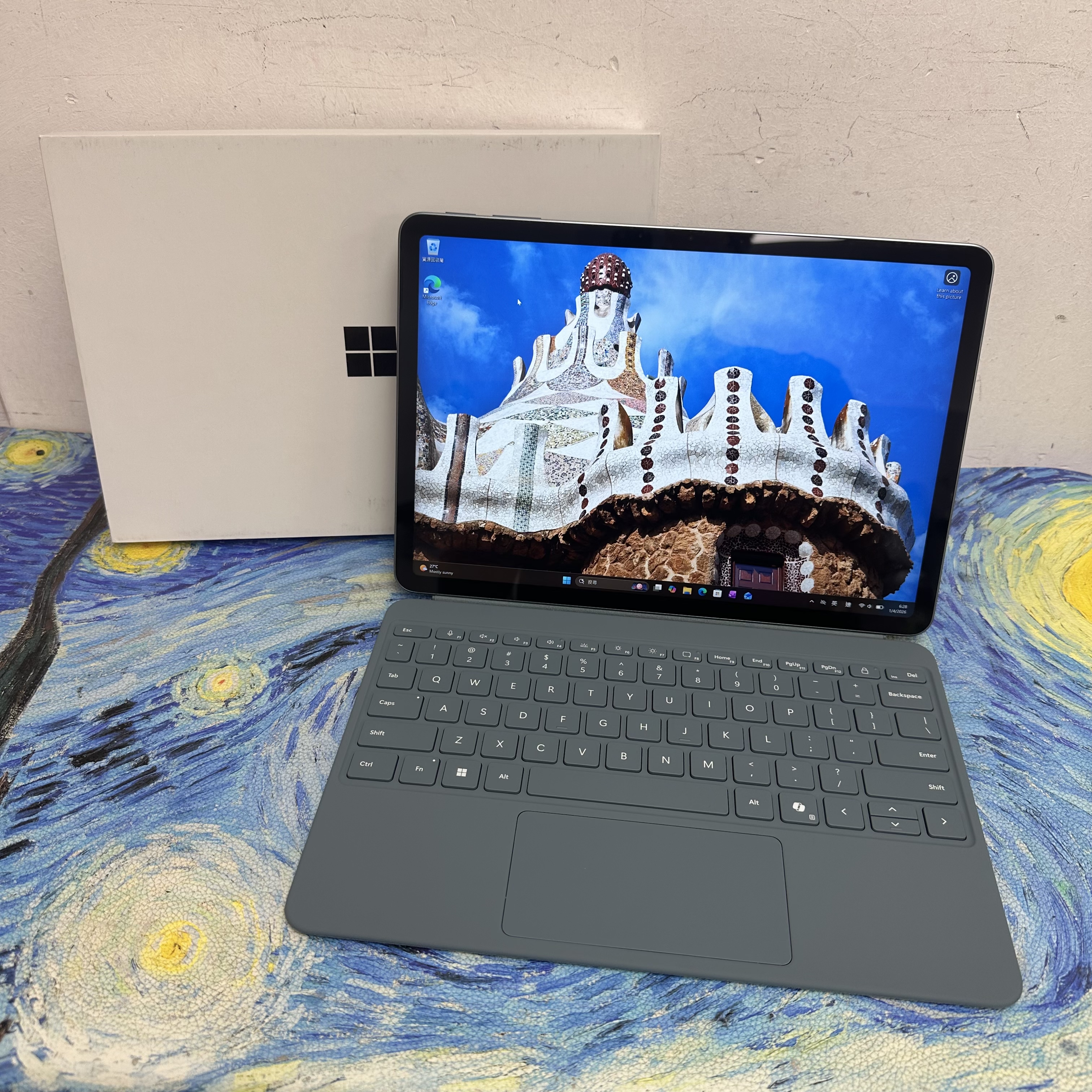 #5716 （超輕薄Type C充電🔥Microsoft Surface Pro12）Microsoft Surface Pro 12/Snapdragon X Plus/16GB Ram/512GB SSD/2k touch mon/輕薄平板/ Windows / Tablet / Laptop / Notebook / Movie / Netflix / Type C 充電