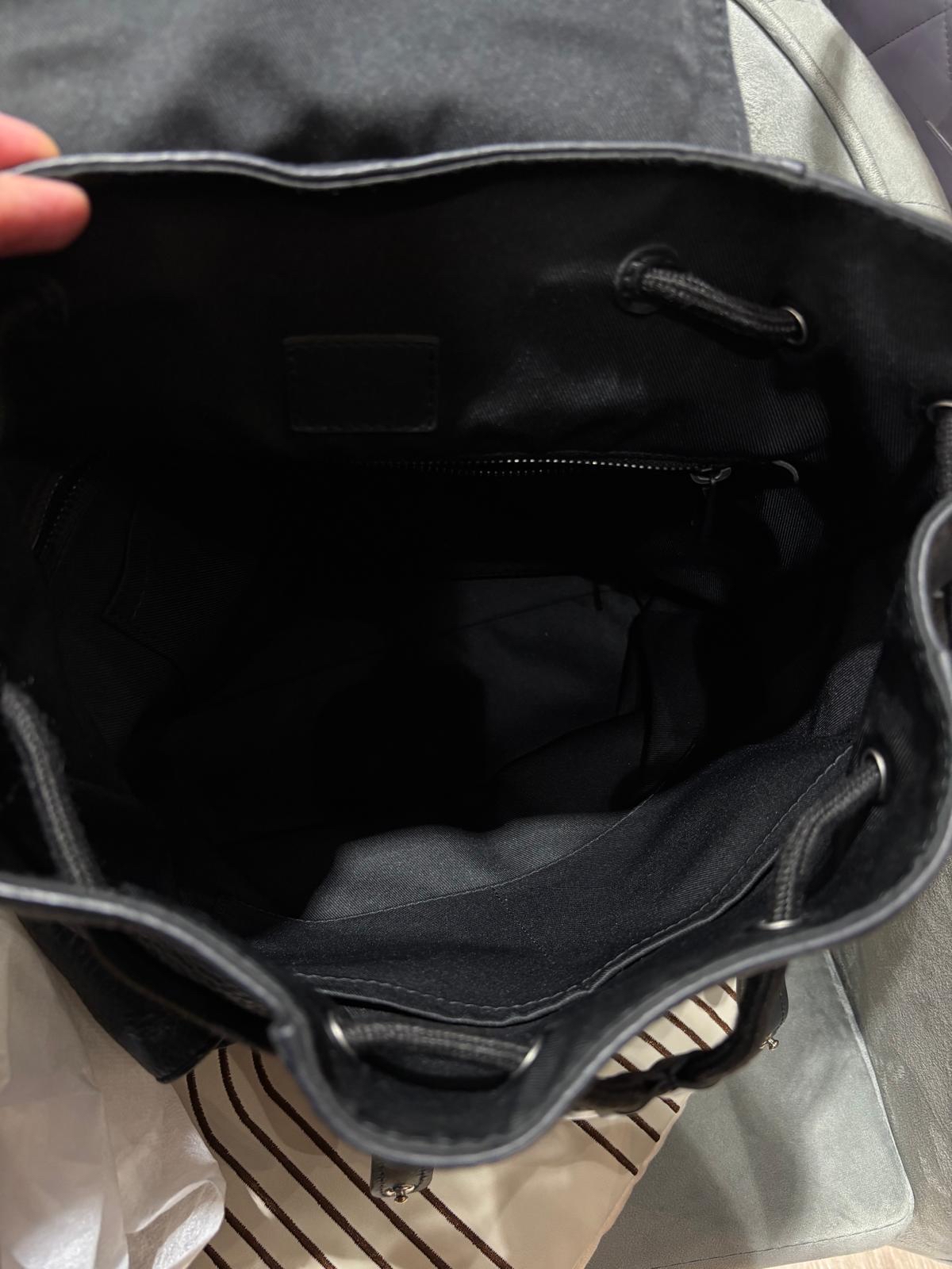 LV Christopher PM Backpack calfksin 黑色牛皮 100%Authentic,95%new ✅dust bag 