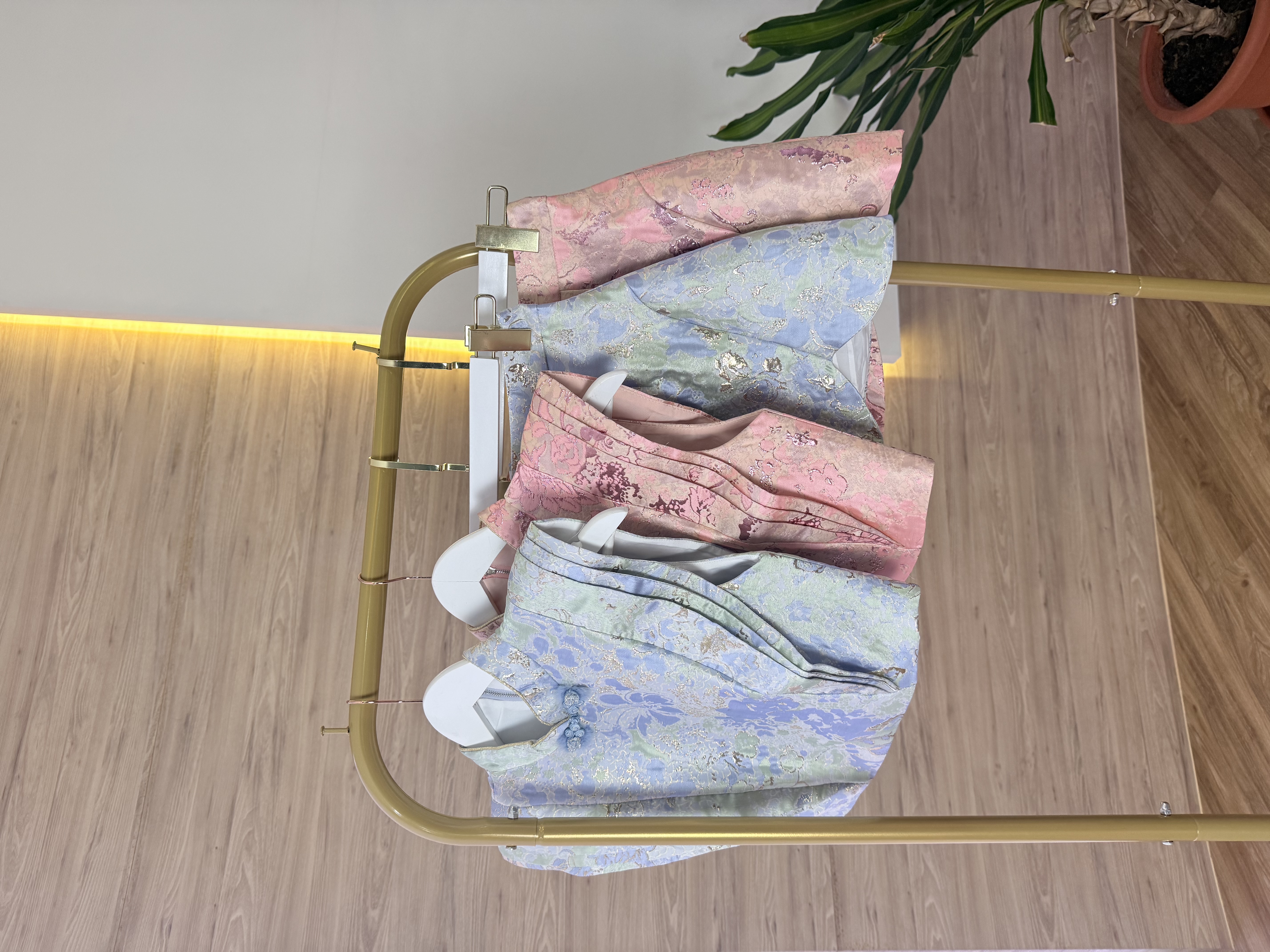 Reagan Oriental Set Wear (Woman)