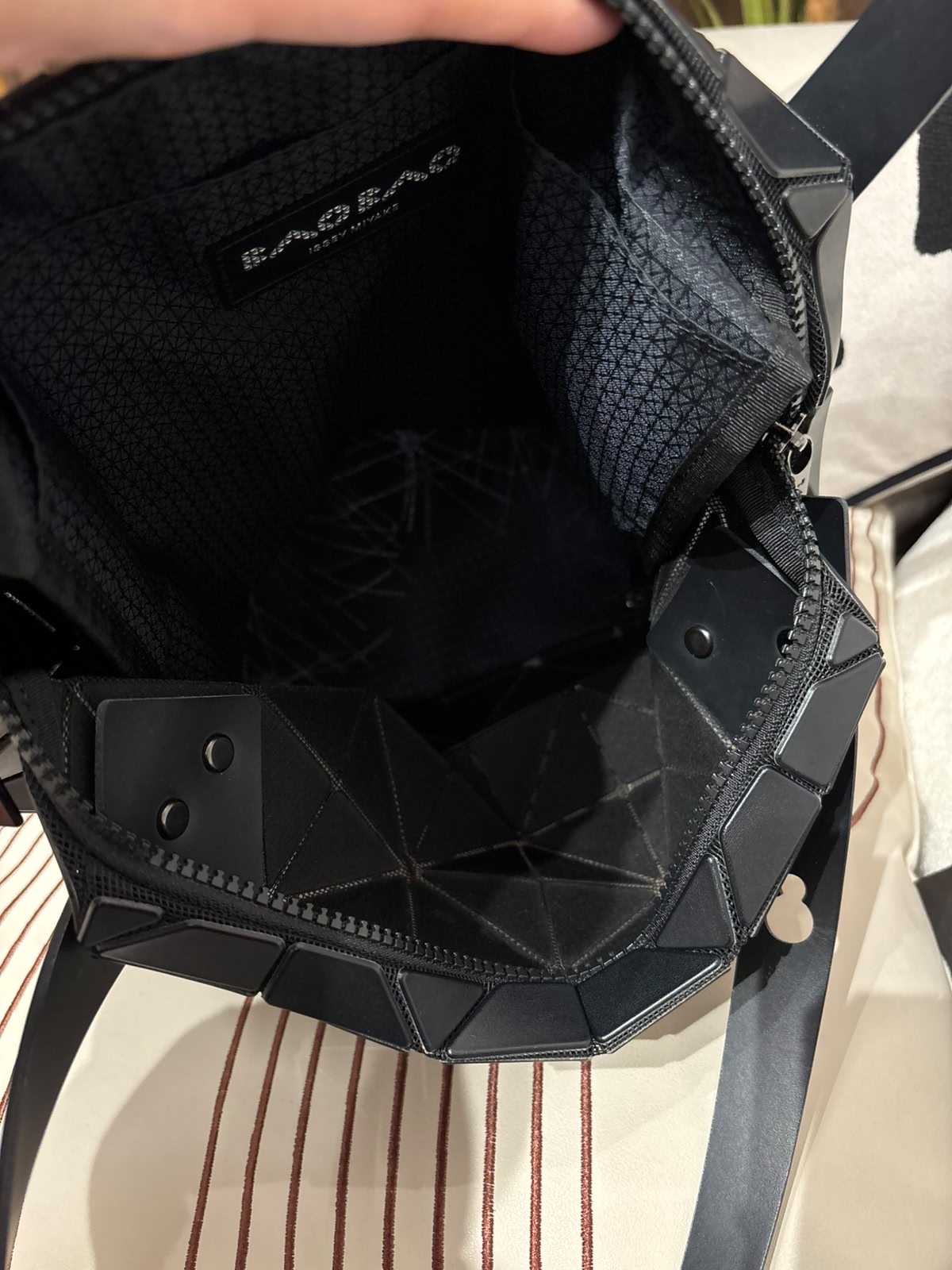 Issey Miyake Bao Bao Boston Bag 100%Authentic, 98%New ✅Dust bag
