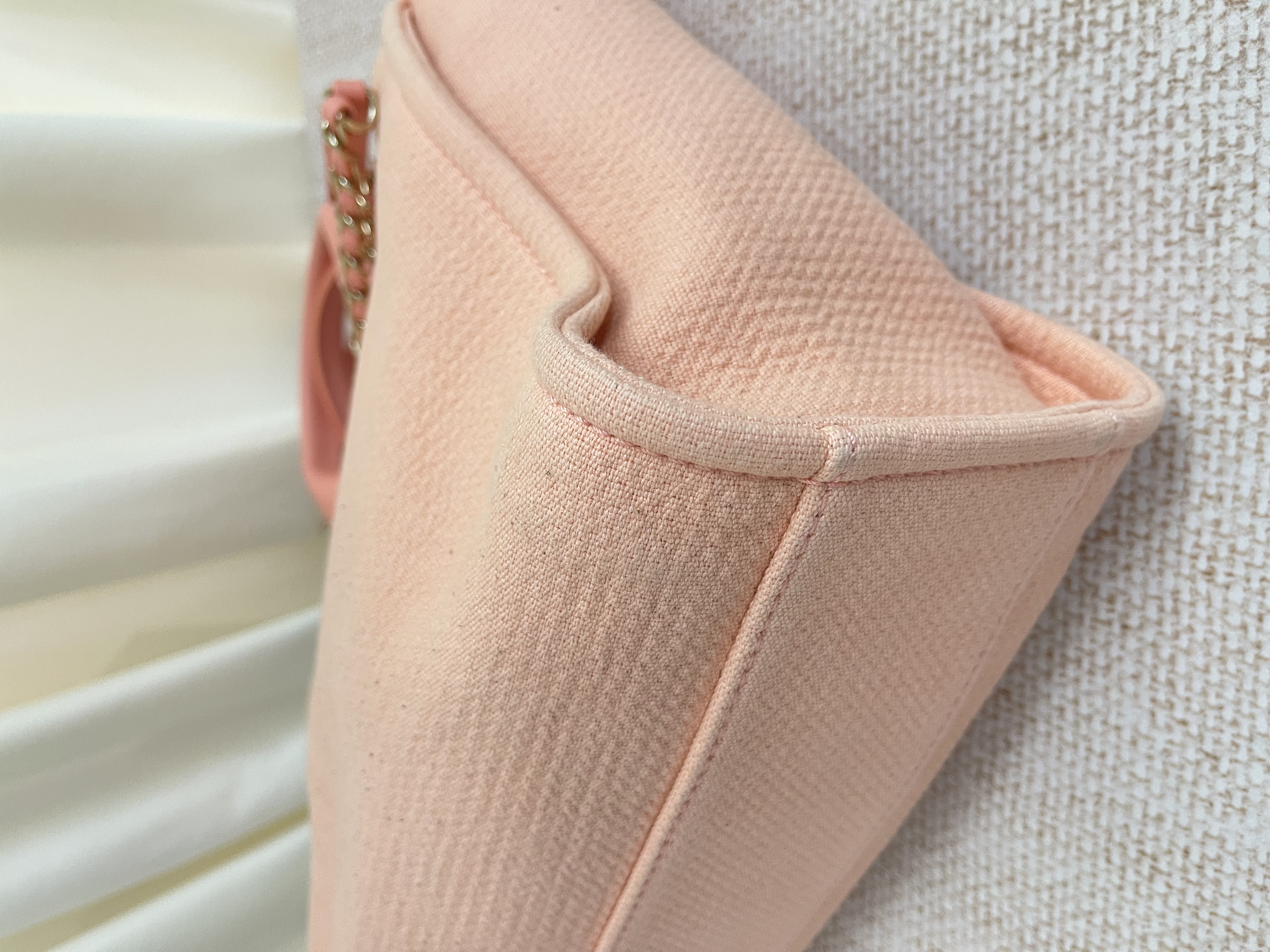 Pre-owned Chanel Deauville Tote Bag/ Product Code: 26031308