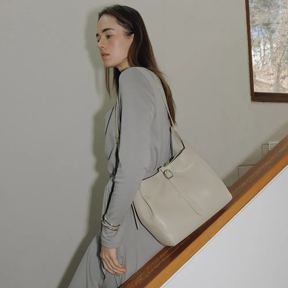 [LOEUVRE] Marianne Shoulder Small (3色)