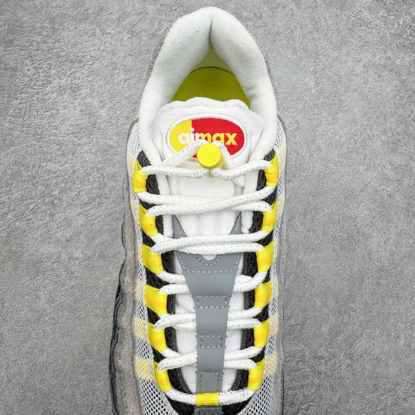 Undefeated x Nike Air Max 95 SP IB4523-002