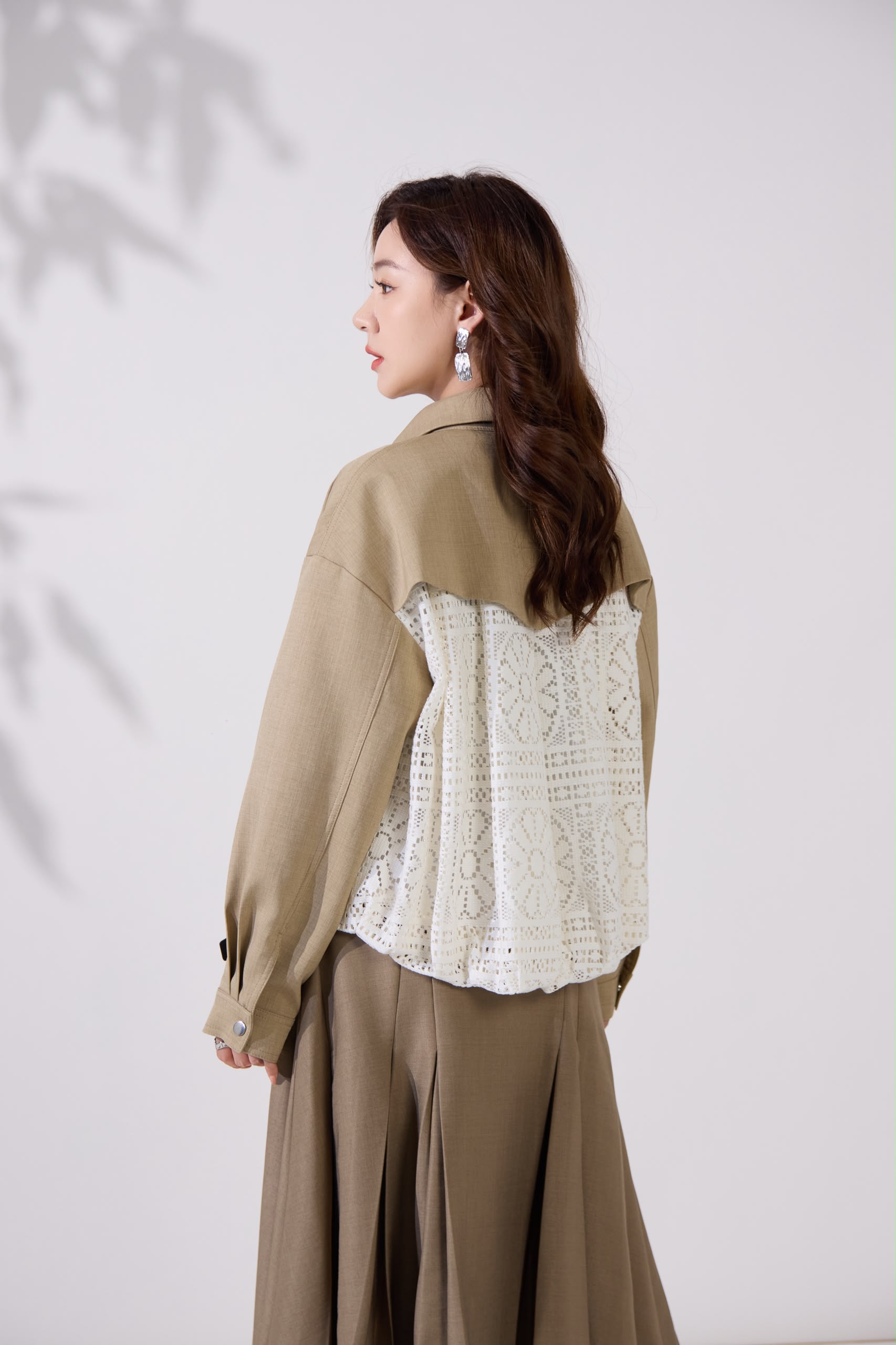 16141351 Harper Utility Cropped Jacket