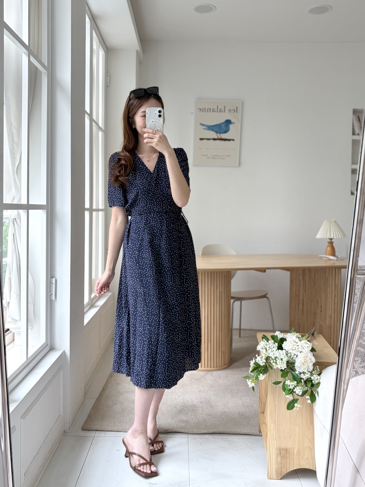 [限量!!] Isa Dotted Wrap Dress