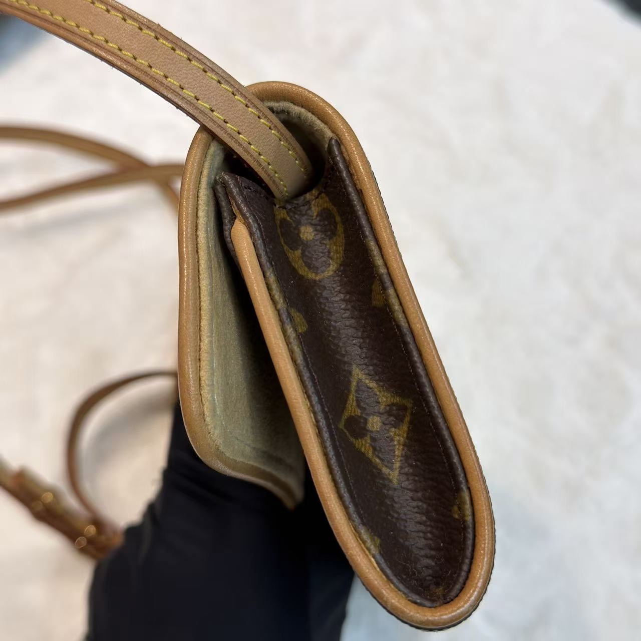 【懷舊絕版中古🕰️】LV WOC斜孭包