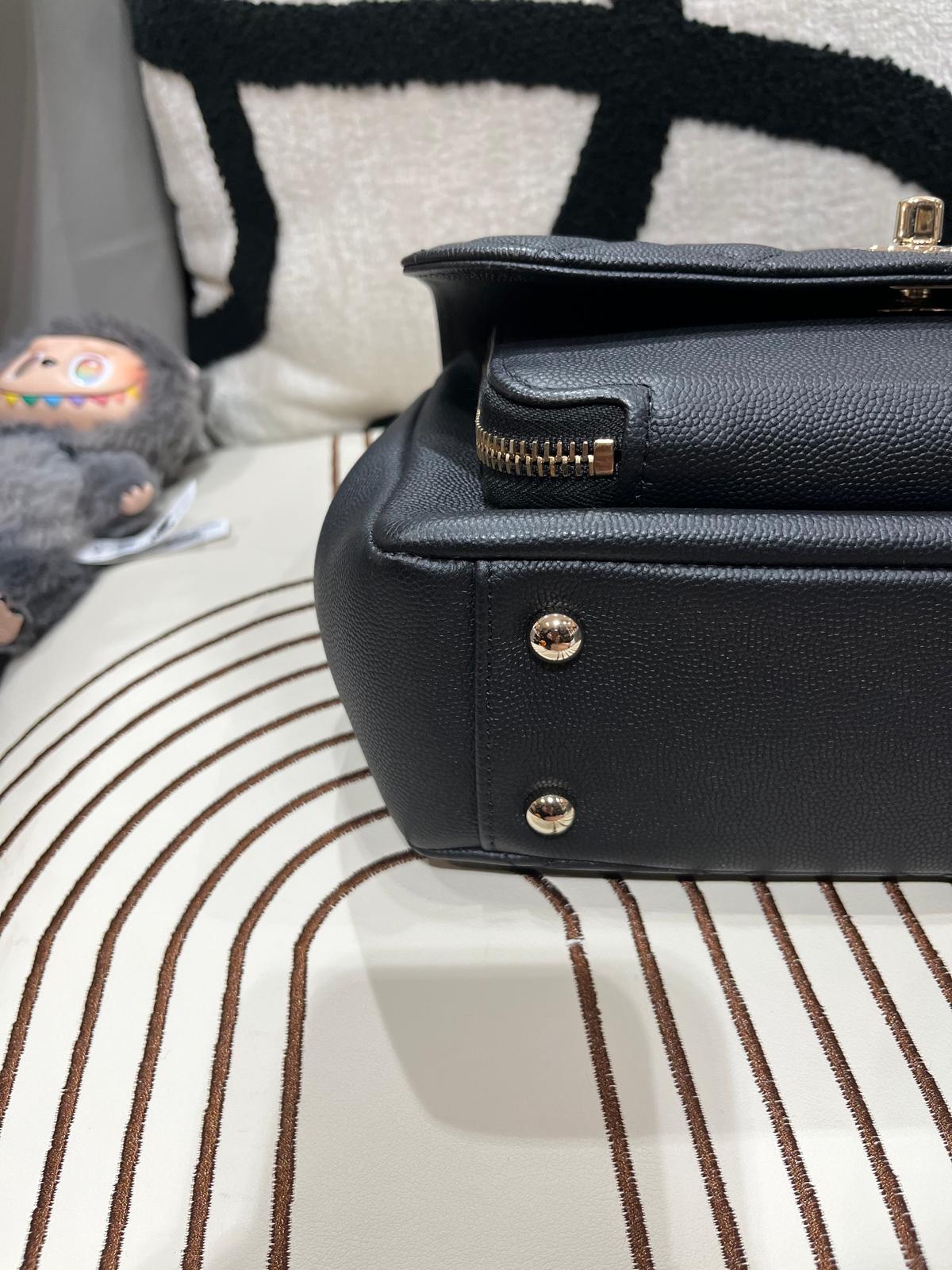 Chanel business affinity medium 黑色荔枝牛皮  ,100%Authentic,98%new  ✅專門店收據✅ card ✅Dust bag✅Box