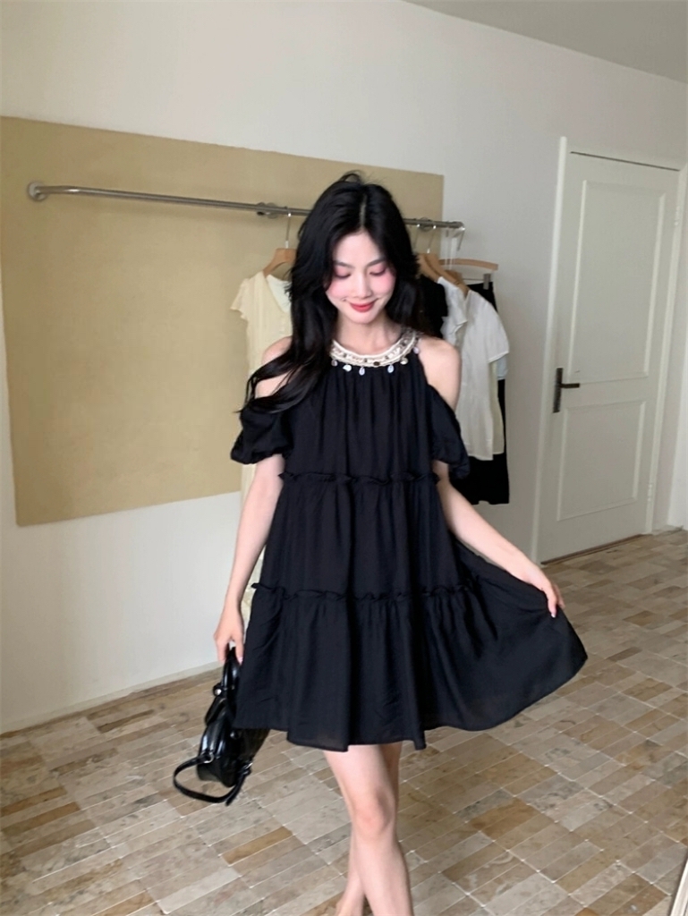Natasha Bohemia Halterneck Dress 波西米亚度假风挂脖露肩连衣裙👗(3 colors)