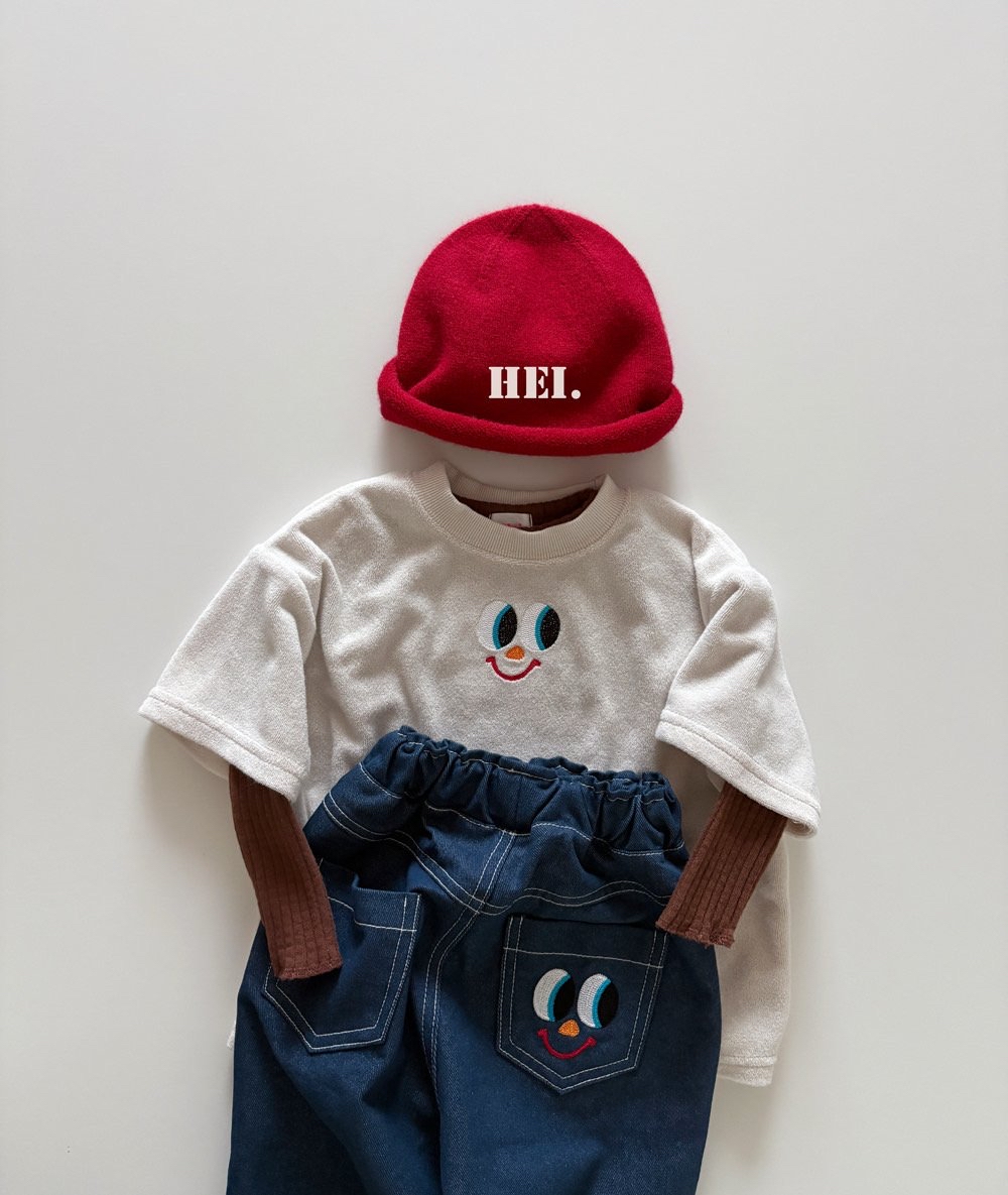 Hei | Peek-a-Boo T-Shirt