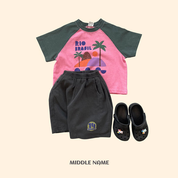 🇰🇷middle name tee
