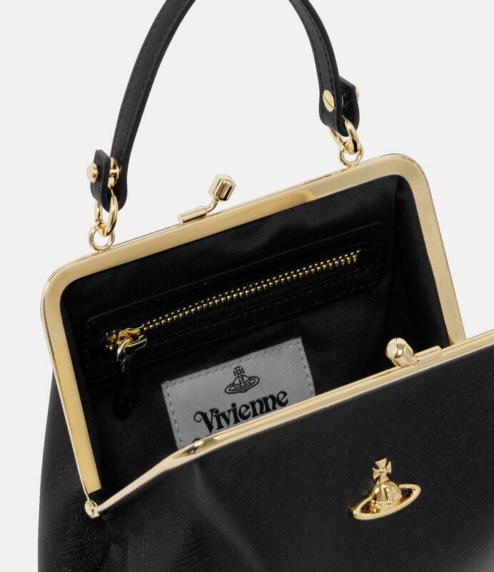 訂貨🍒Westwood 牛皮黑金餃子袋  2用！ Size 22x17cm