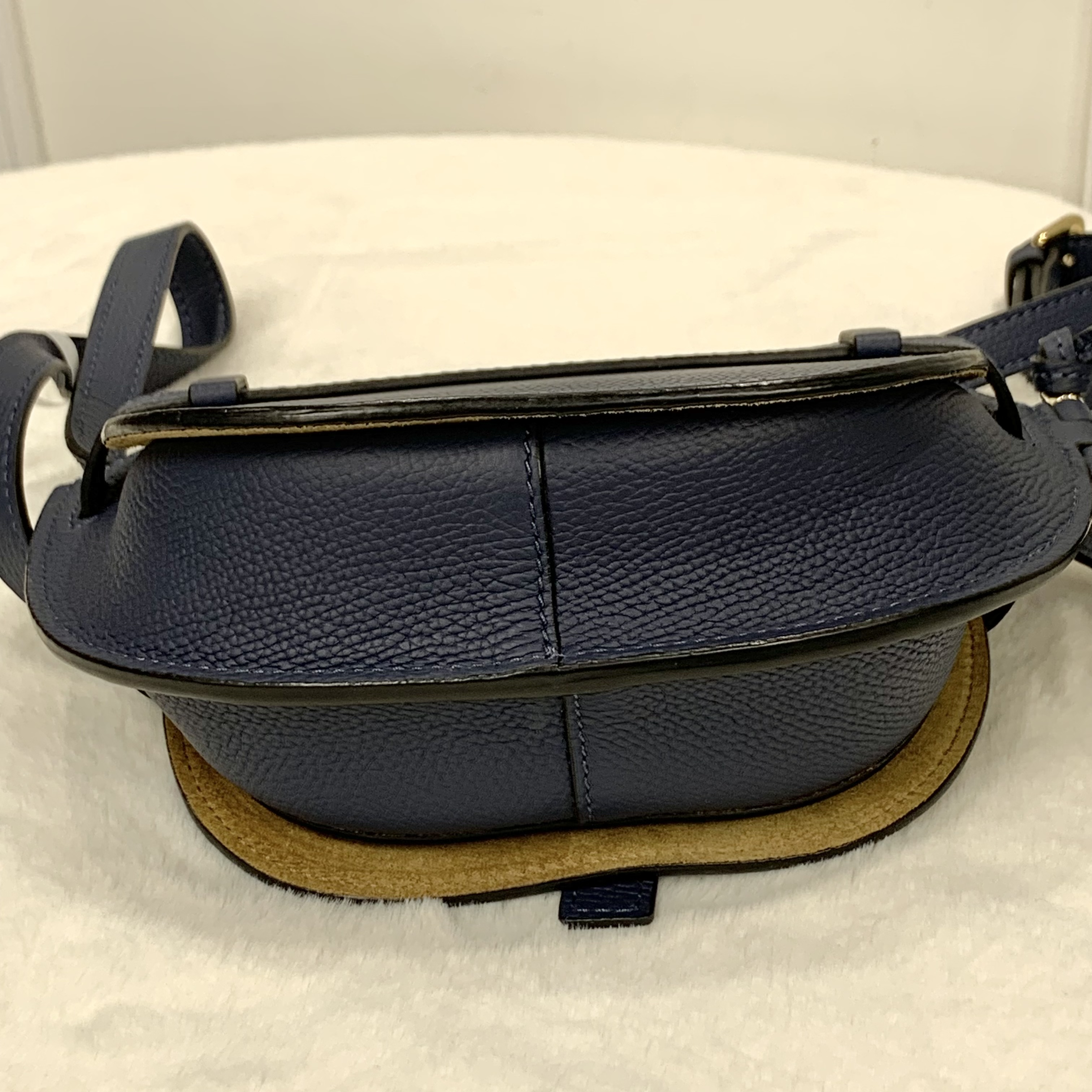 💙Loewe荔枝紋深海藍Mini Gate