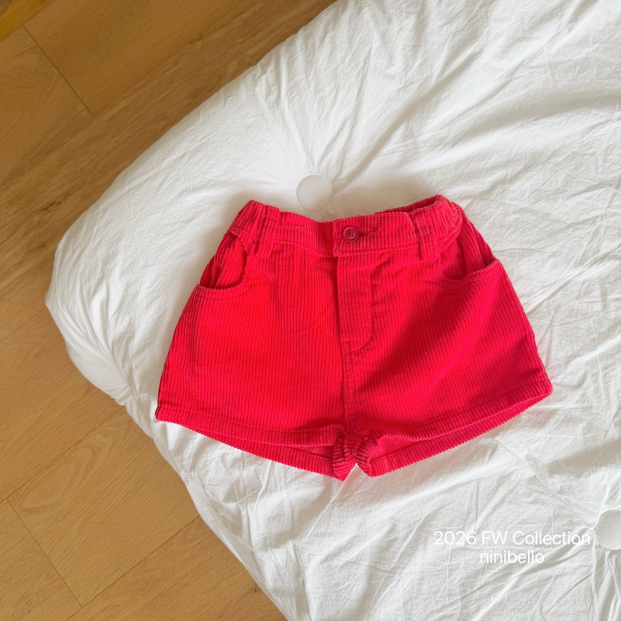 Ninibello | Peekaboo Corduroy Shorts 