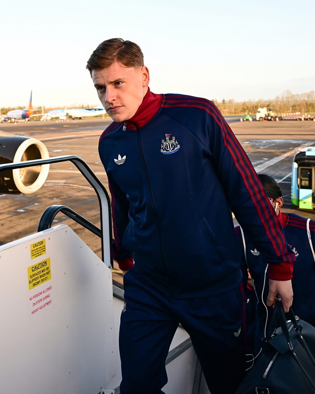 2026 紐卡素 X adidas OG 外套 褸 風褸