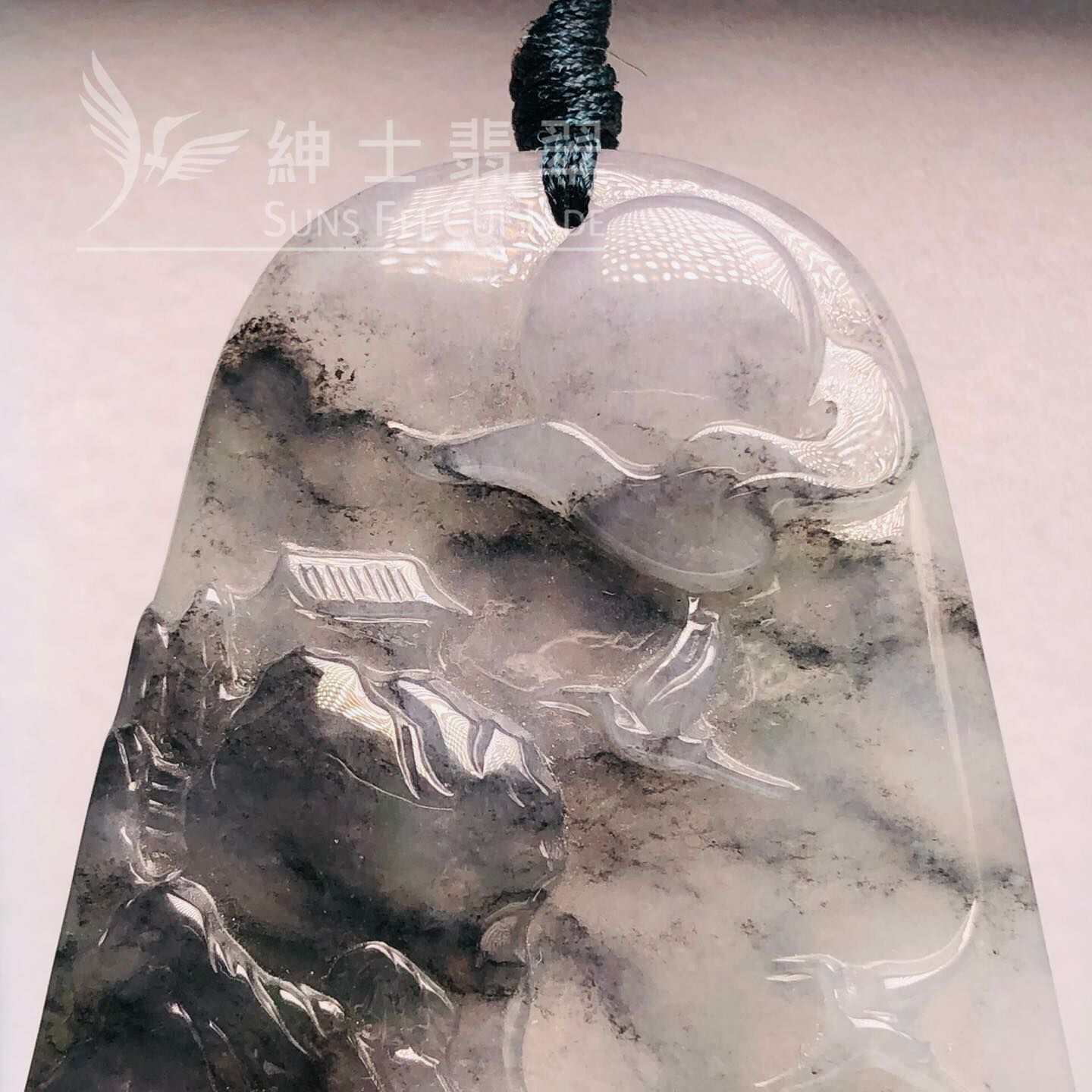 糯冰種烏雞山水牌