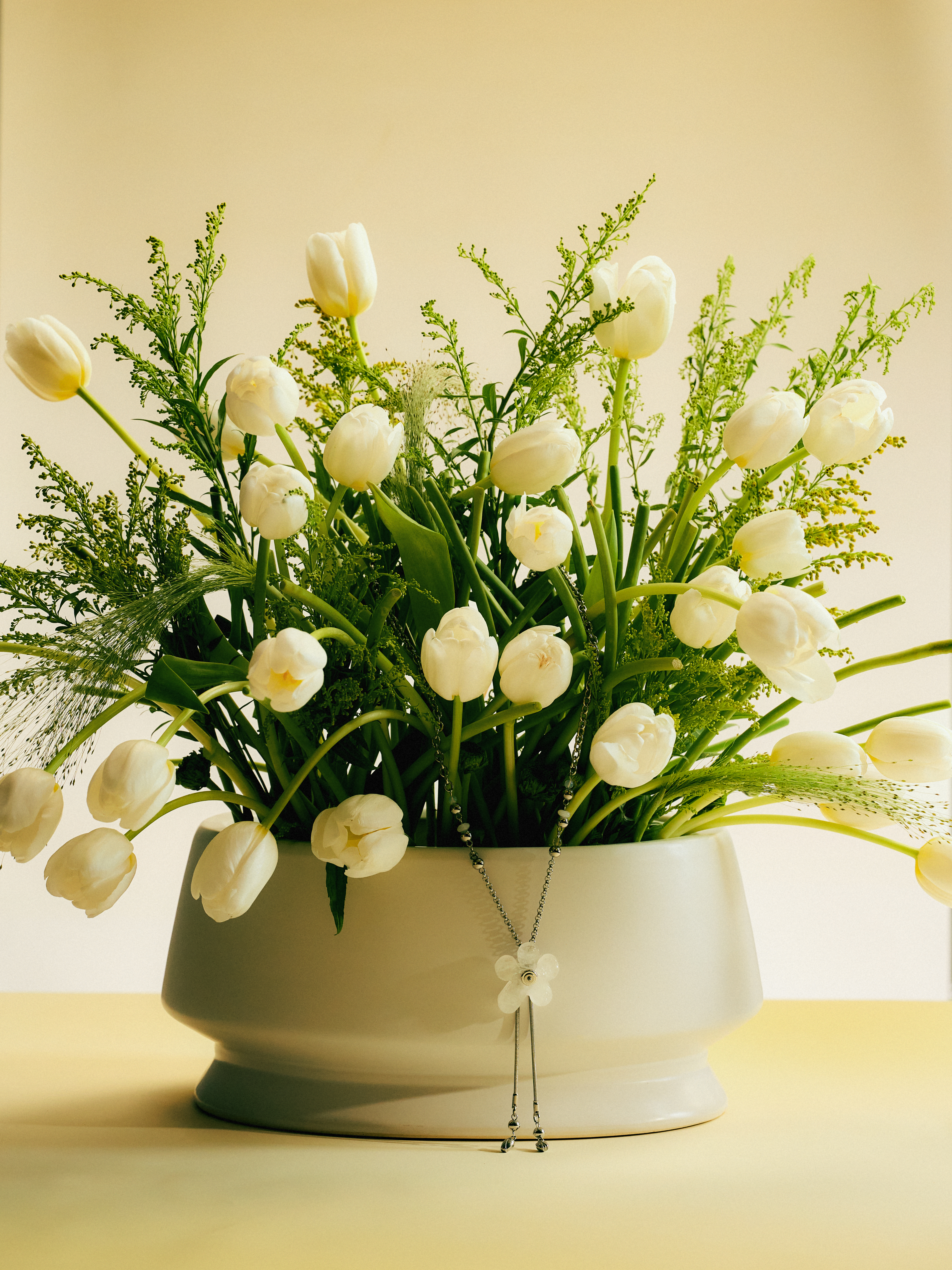 Voice of Flower — White Bloom Necklace