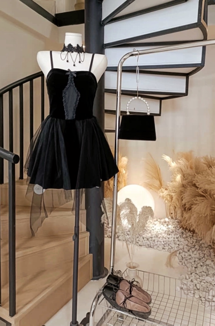 6806洛丽塔连身裙+吊坠蕾丝挂脖