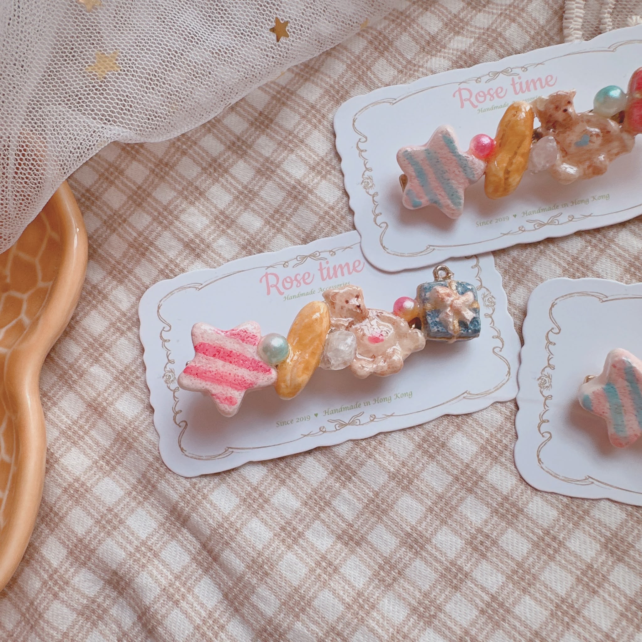 手繪 愛吃麵包的為食粉熊🐻耳環