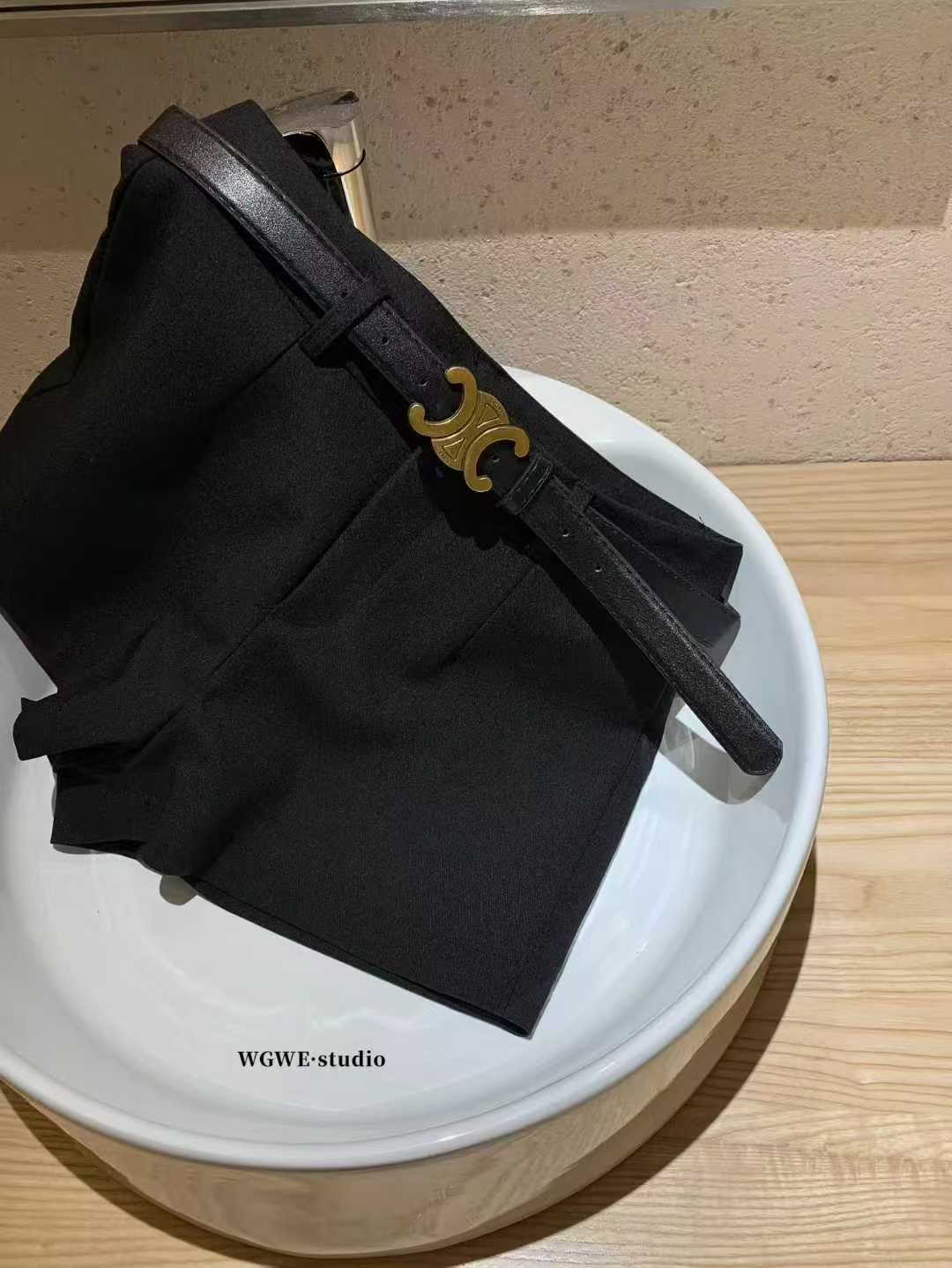 4281 短裤SHORT PANTS