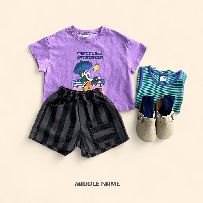 🇰🇷middle name tee