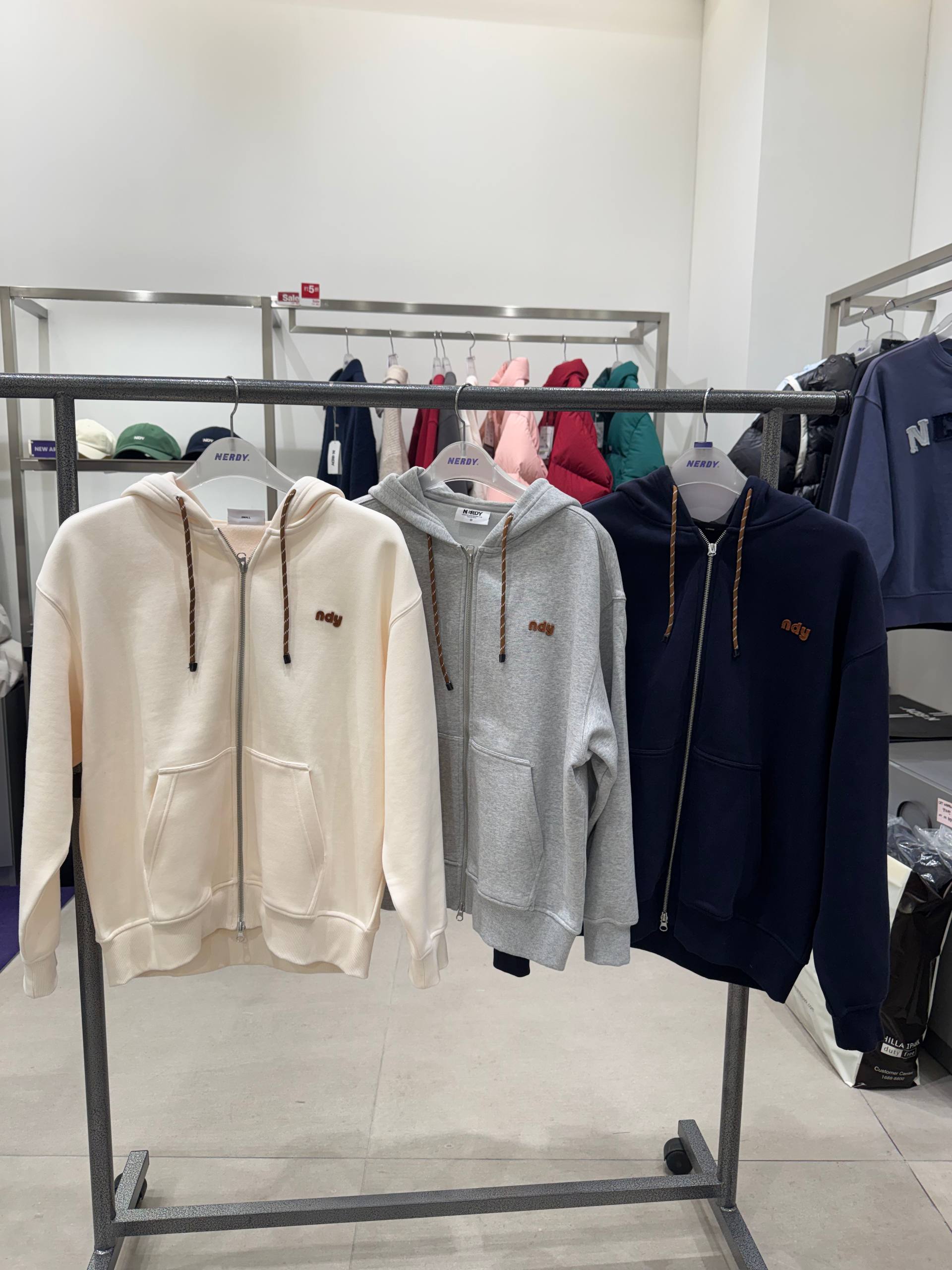 🇰🇷Nerdy 男女同款加绒外套✨