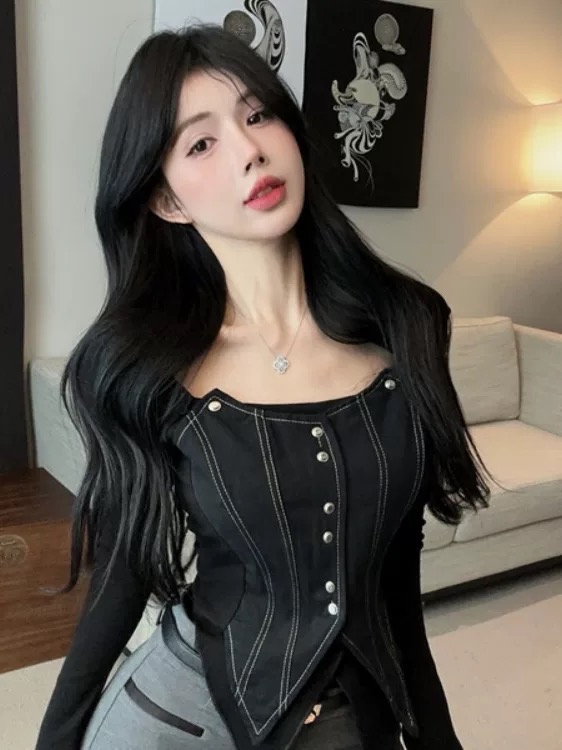 黑色不對稱撞擊色縫線上衣