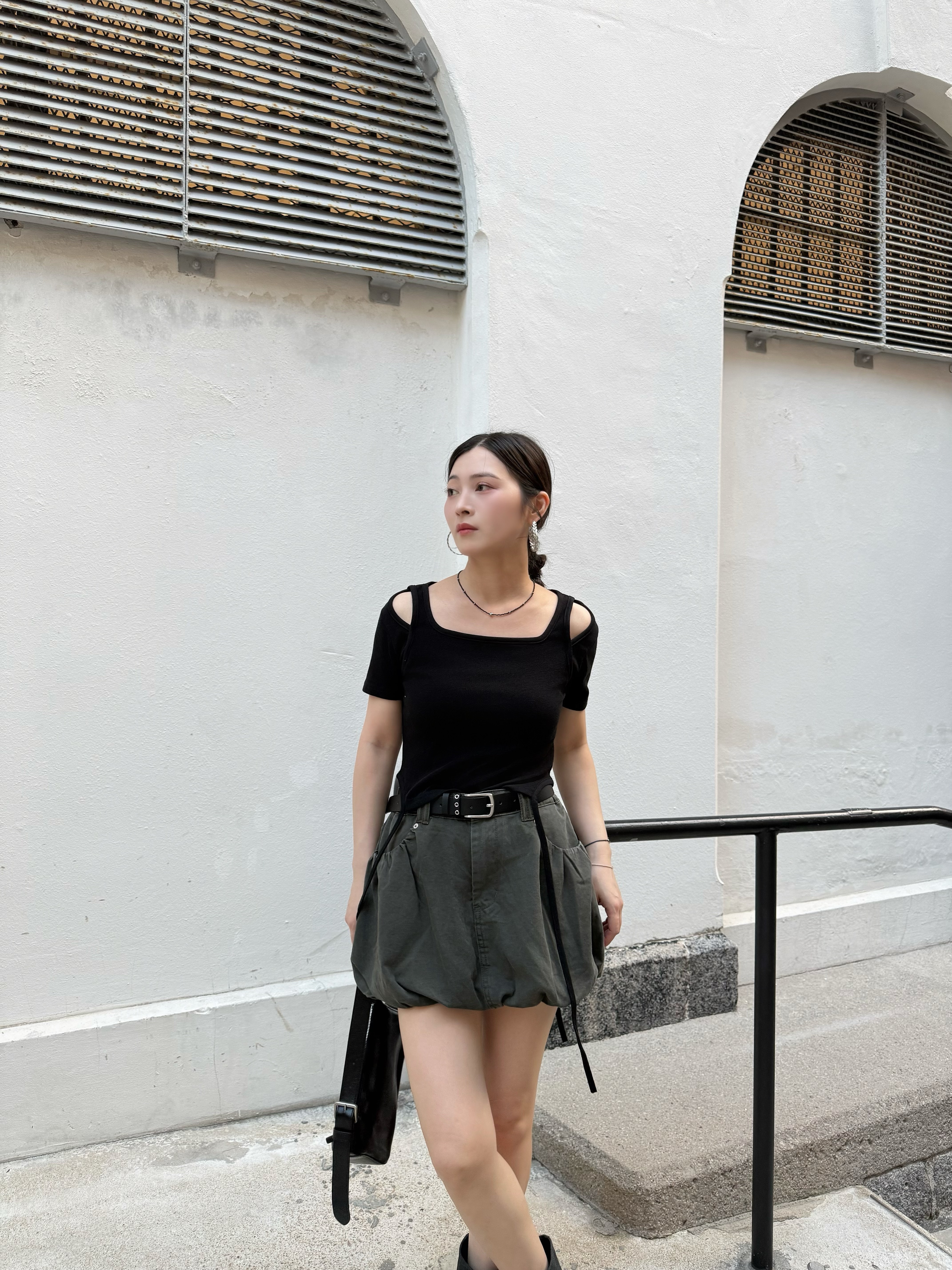 P63 剪領設計感Tee