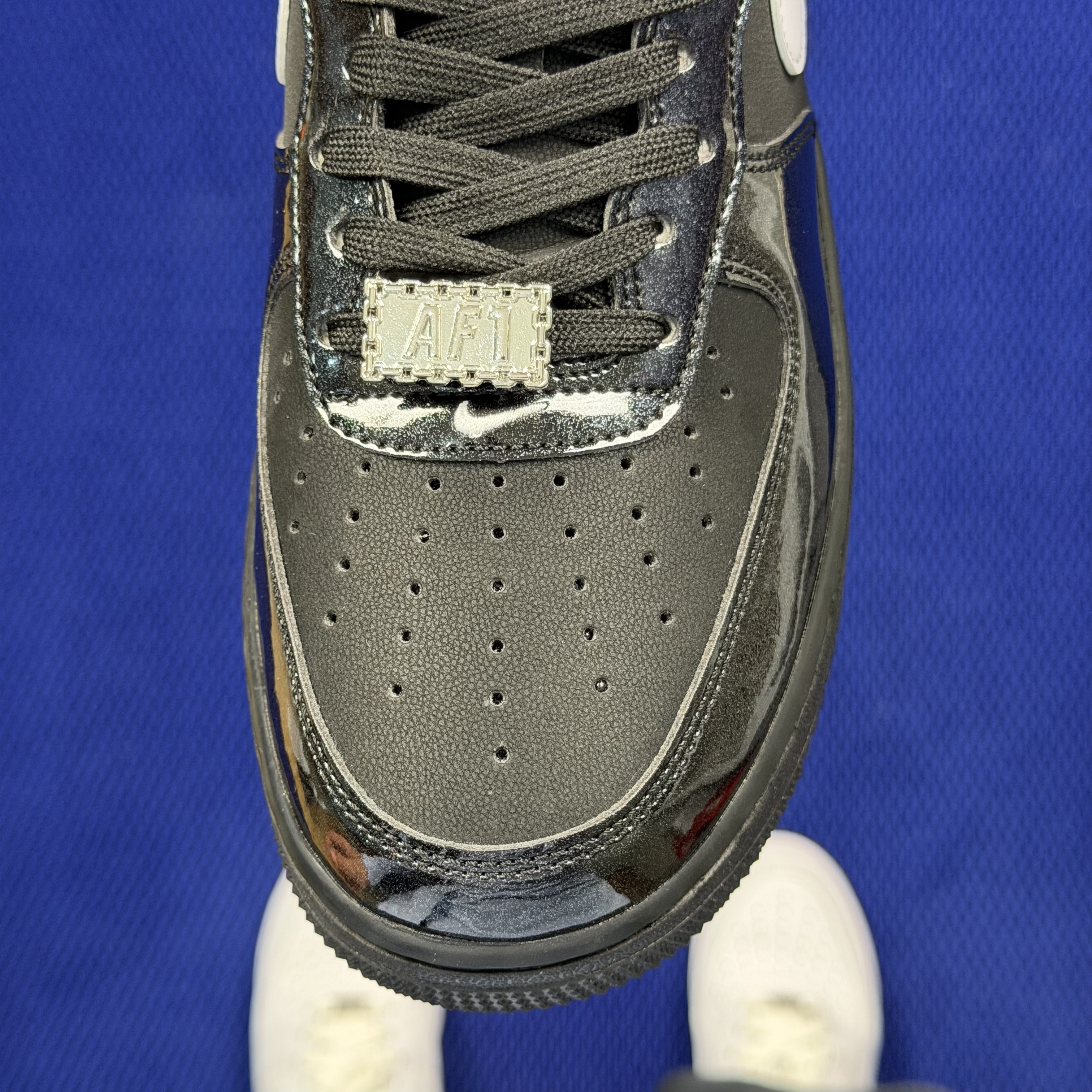 Nike Air Force 1 '07 LV8 "Glam Rock" IB6843-001