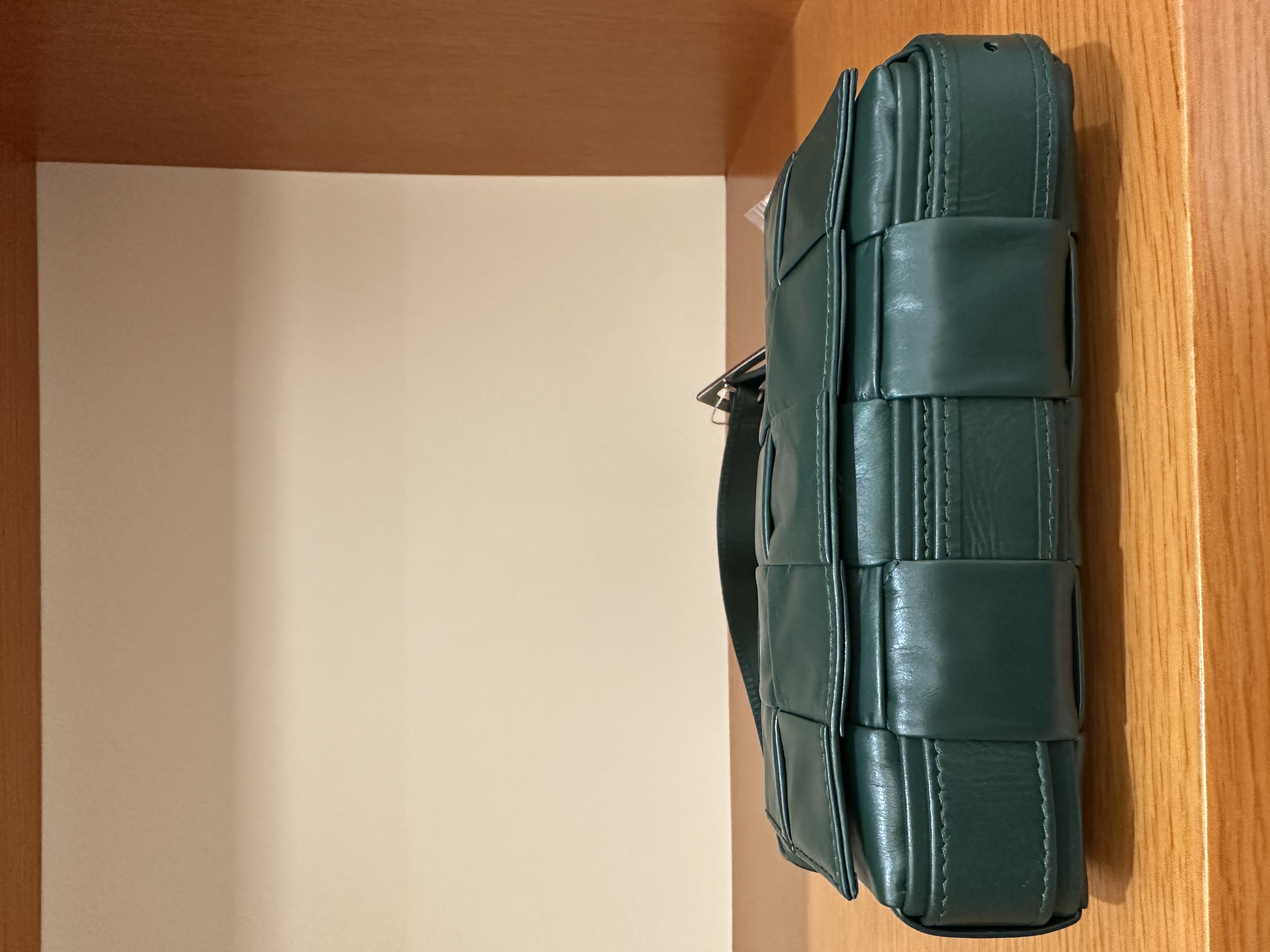 直播貨品 |  [1個-$100 2個-$300］HH32